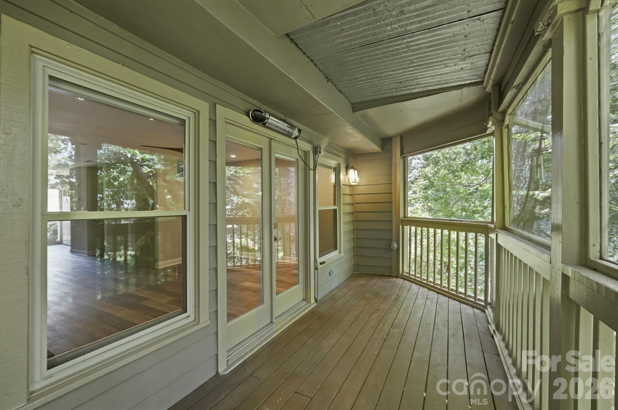 13820 Queens Harbor Road — Charlotte