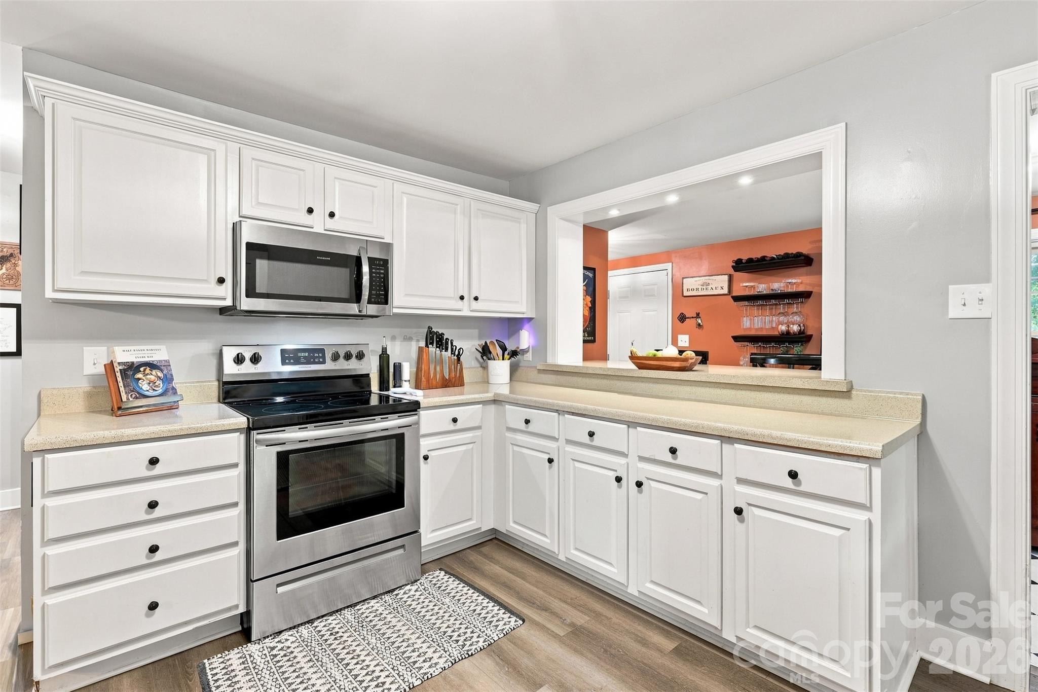 208 Barron Park — York