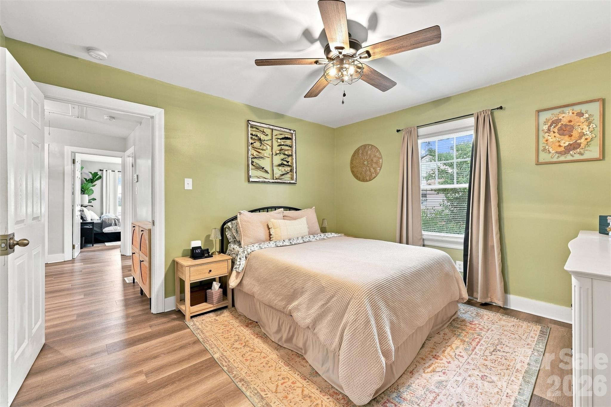 208 Barron Park — York