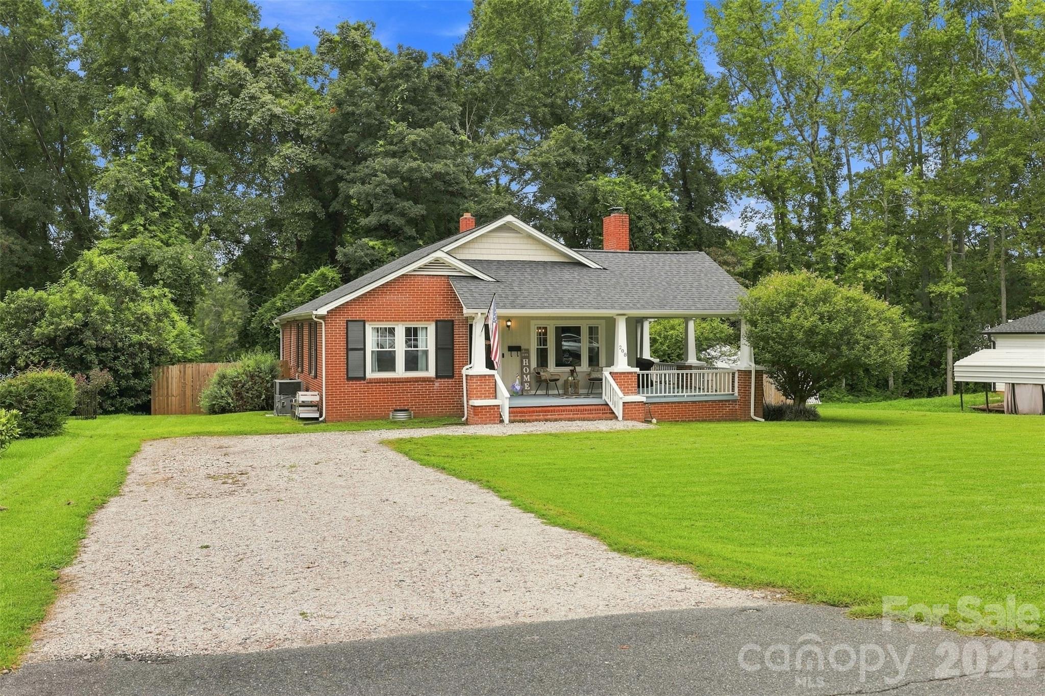 208 Barron Park — York