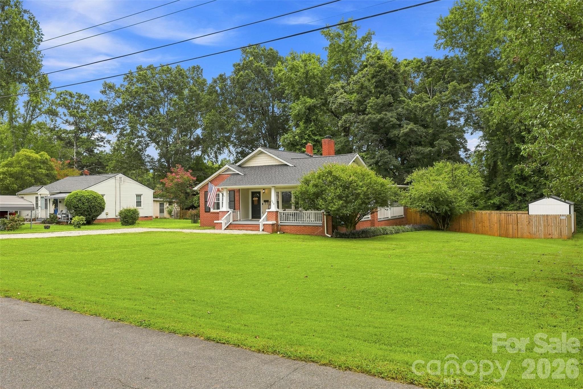 208 Barron Park — York