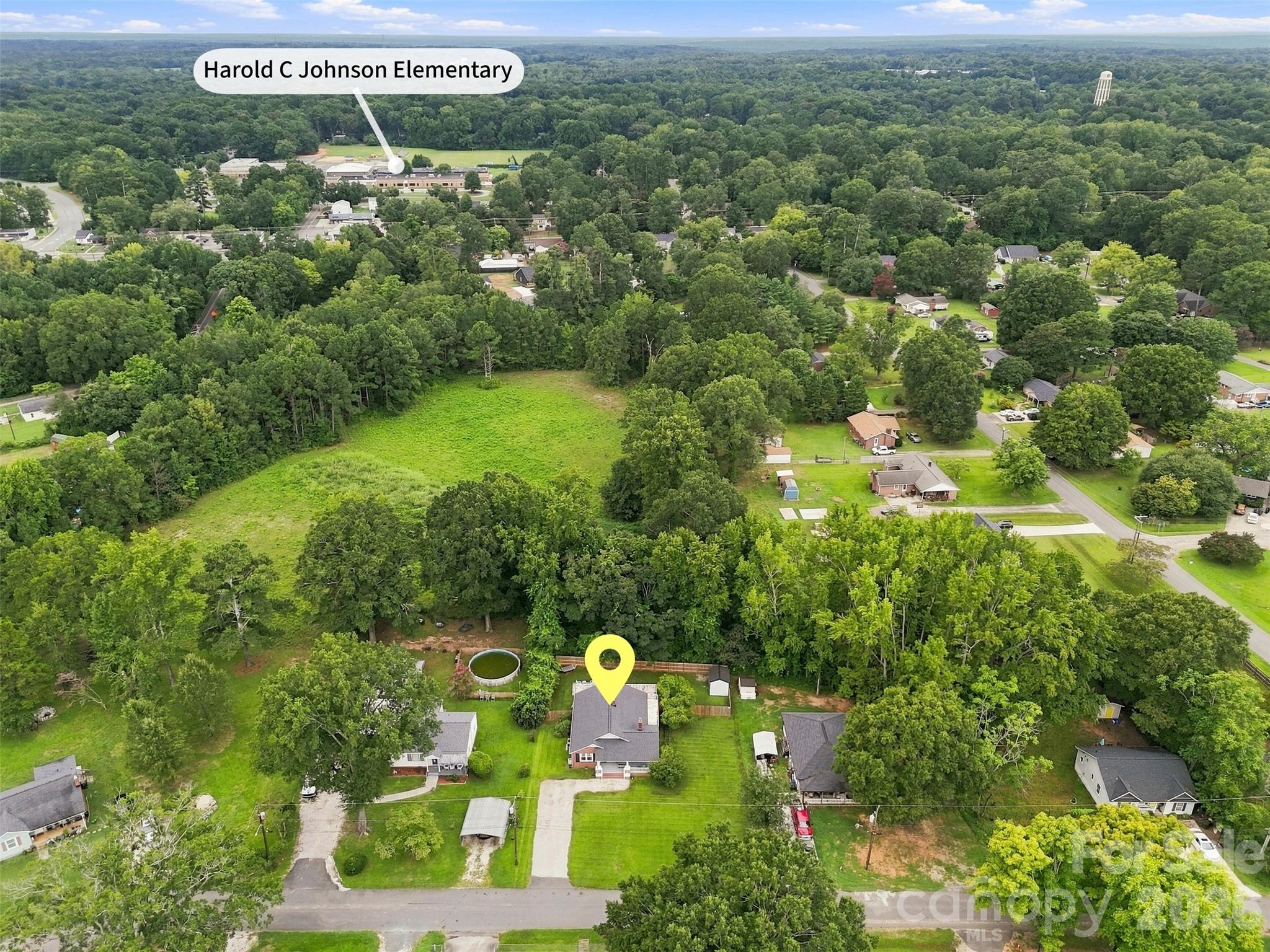 208 Barron Park — York