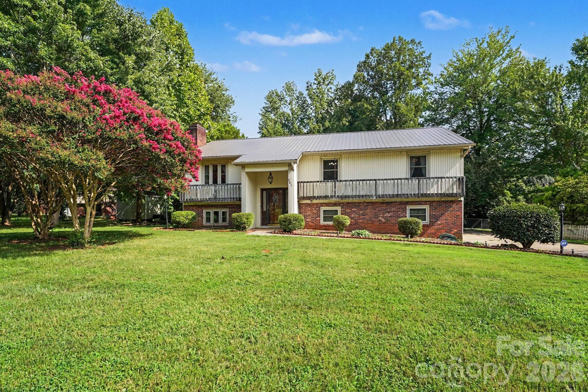 361 River Road — Advance