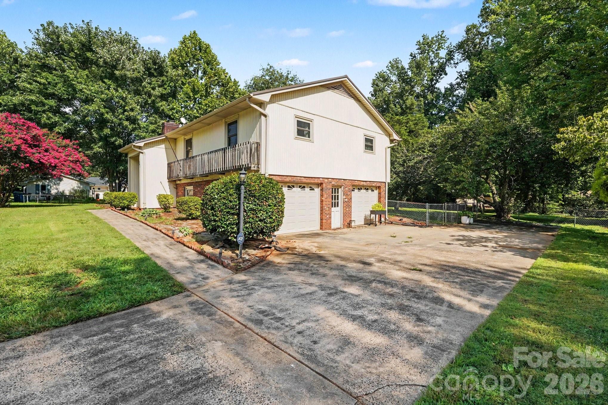 361 River Road — Advance