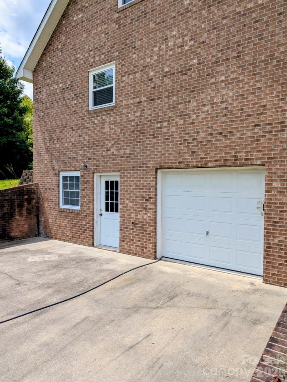 213 Rustling Pines Drive — Hendersonville