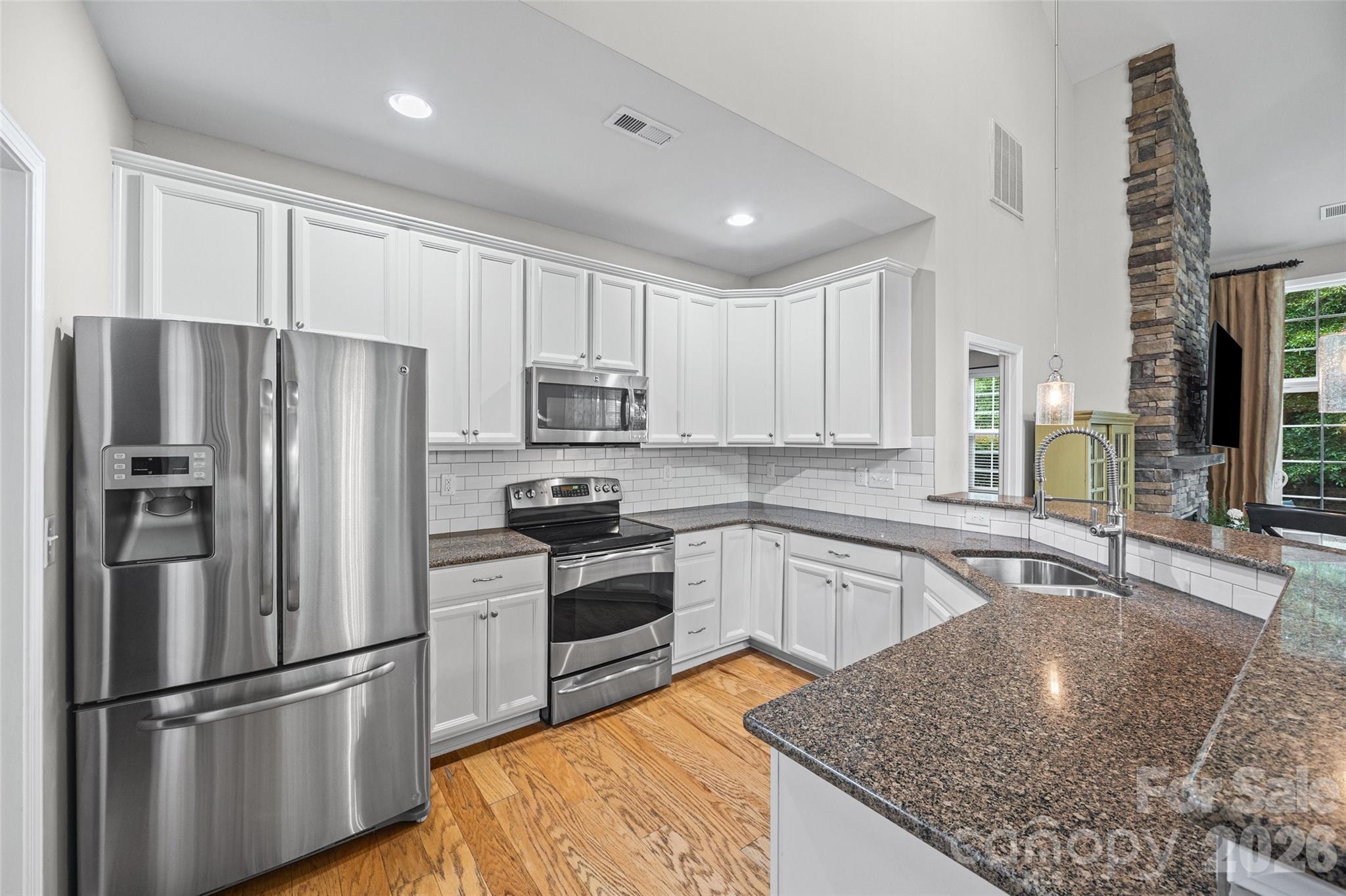 706 Deerbrook Lane — Tega Cay