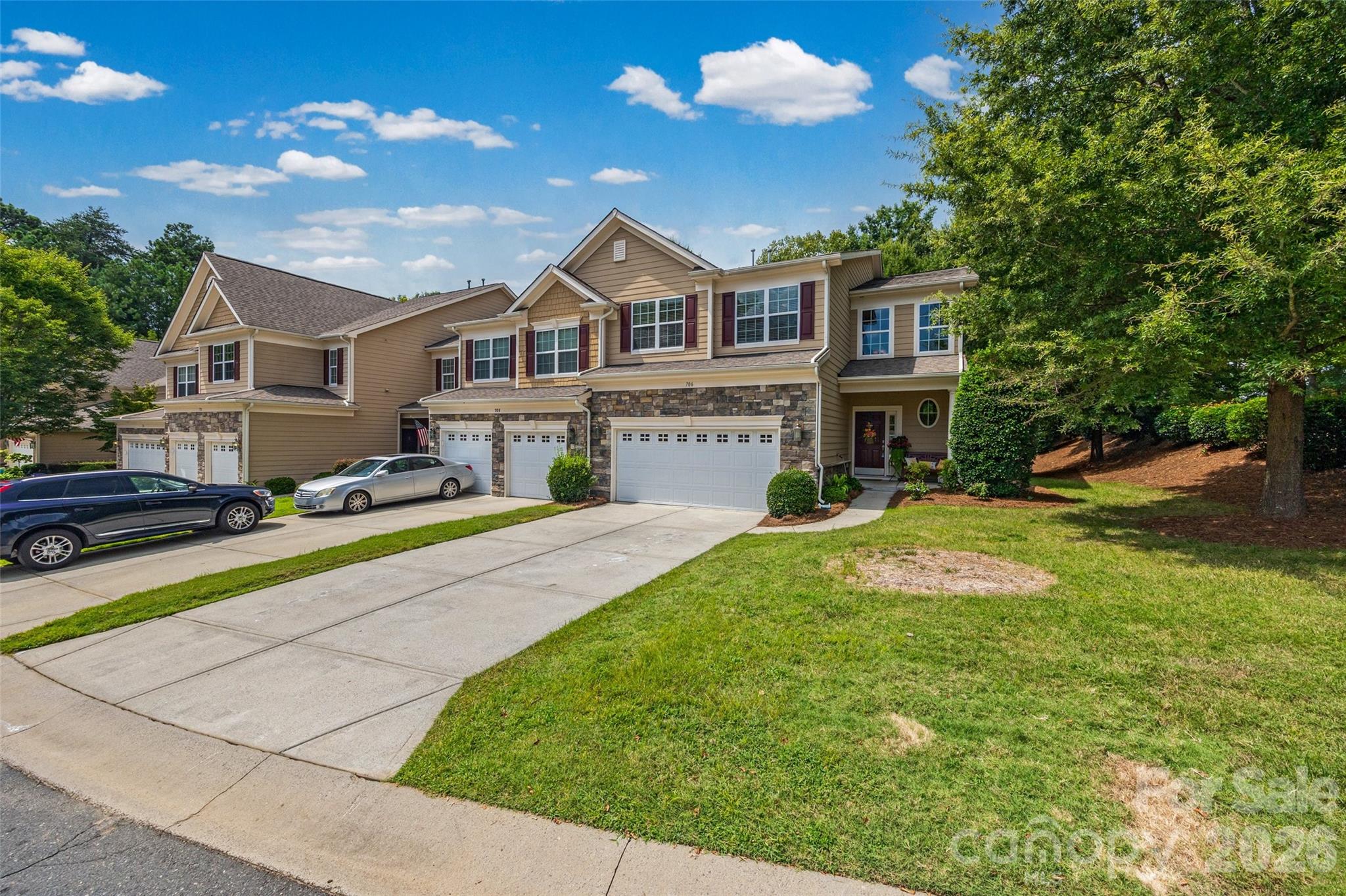 706 Deerbrook Lane — Tega Cay