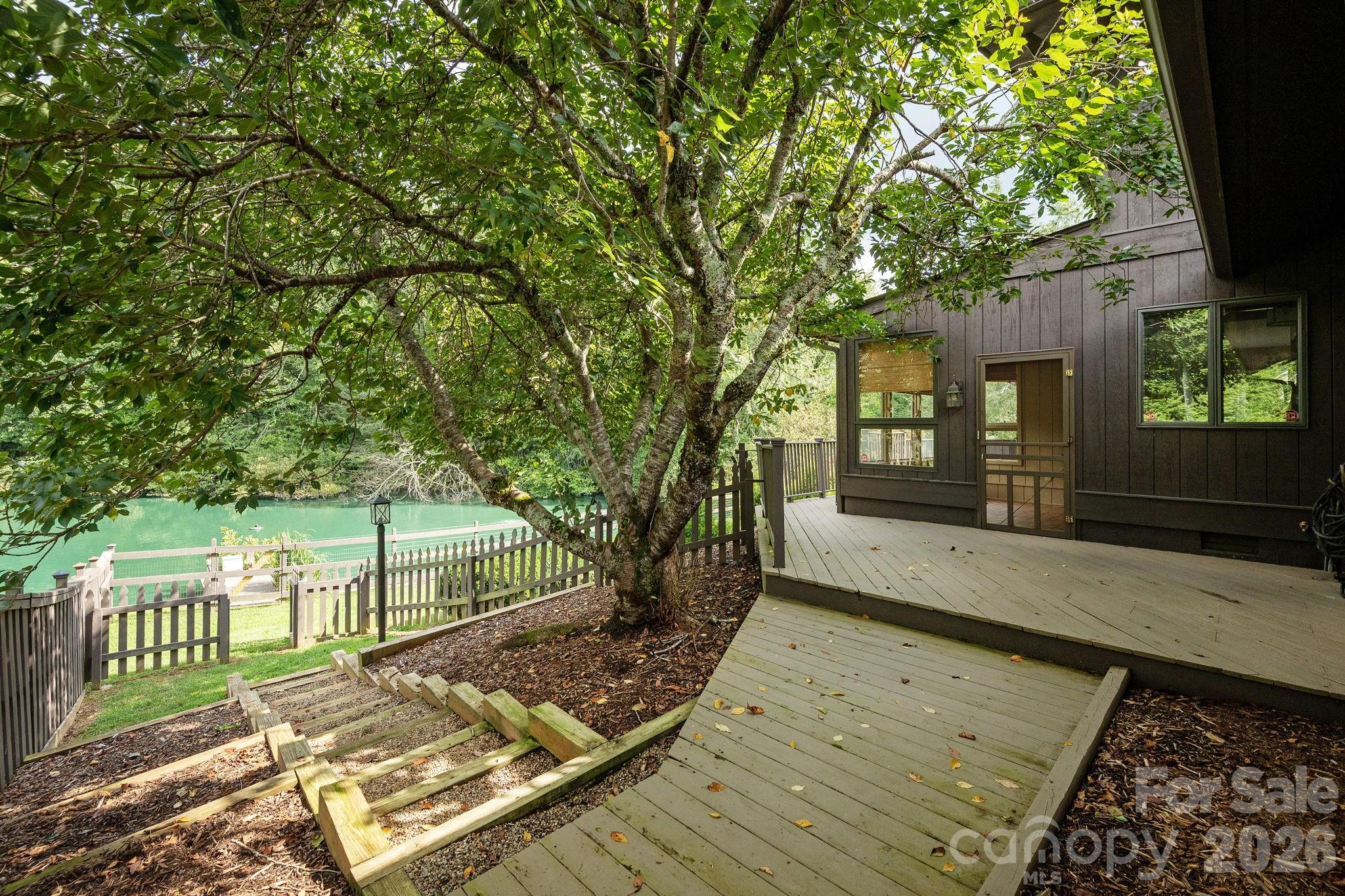 20 Spring Lake Drive — Mills River