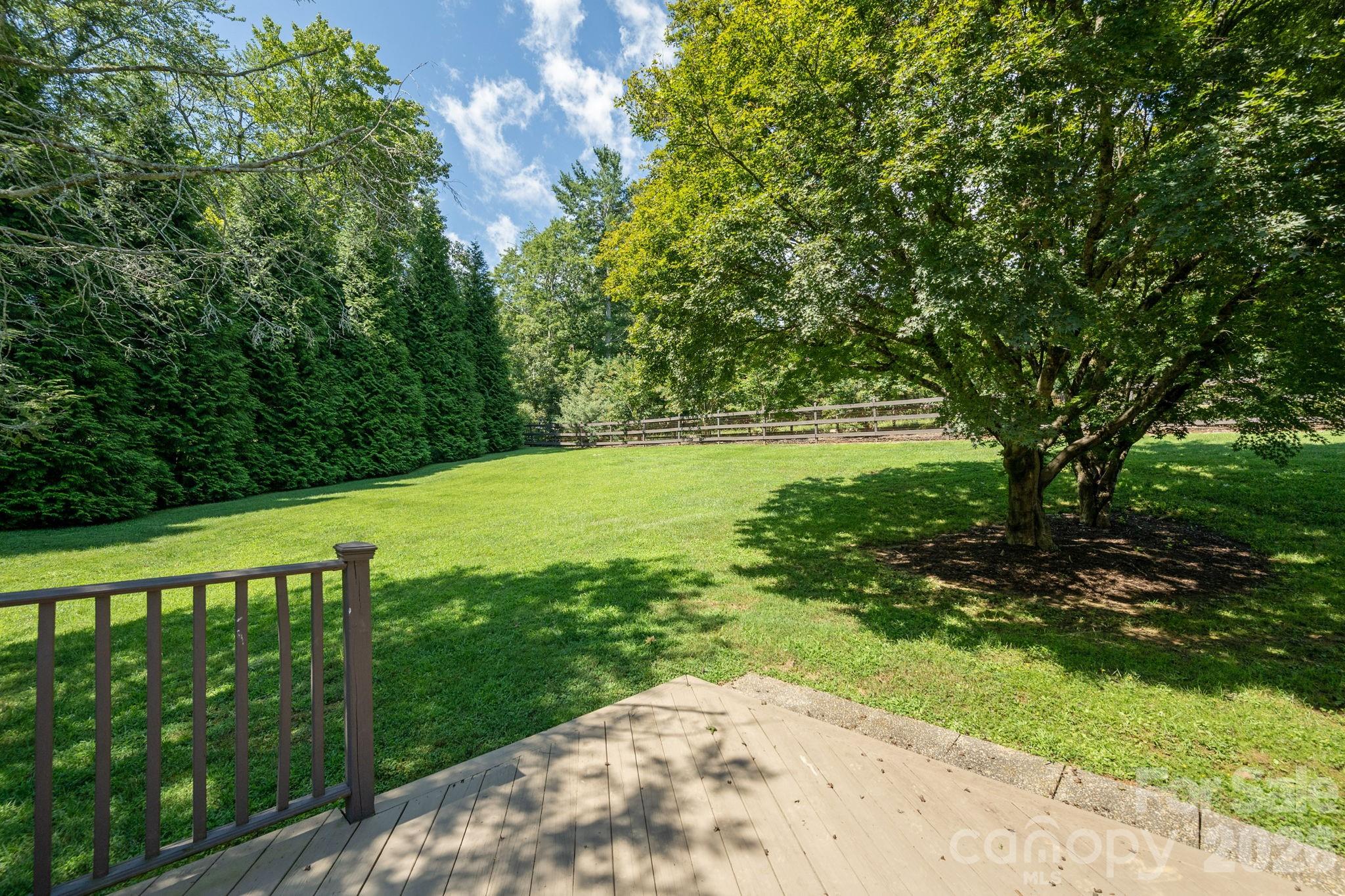 20 Spring Lake Drive — Mills River