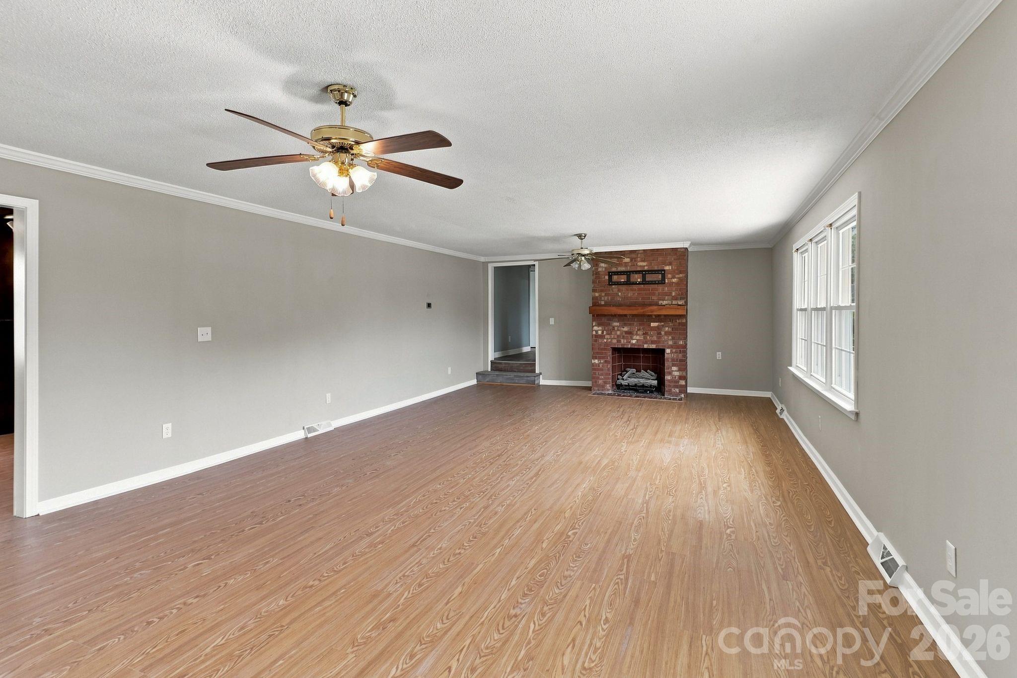 1664 Chase High Road — Forest City