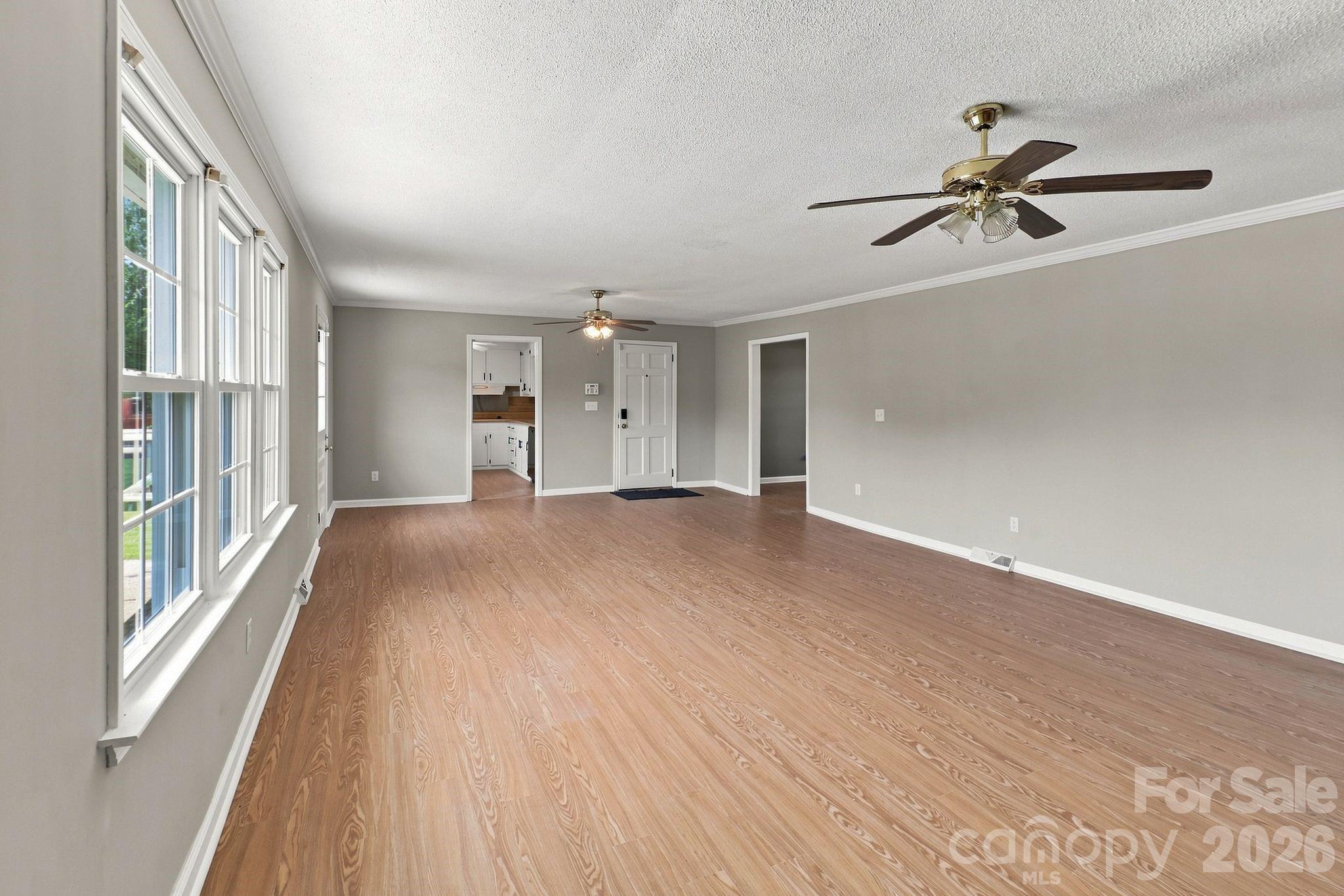 1664 Chase High Road — Forest City