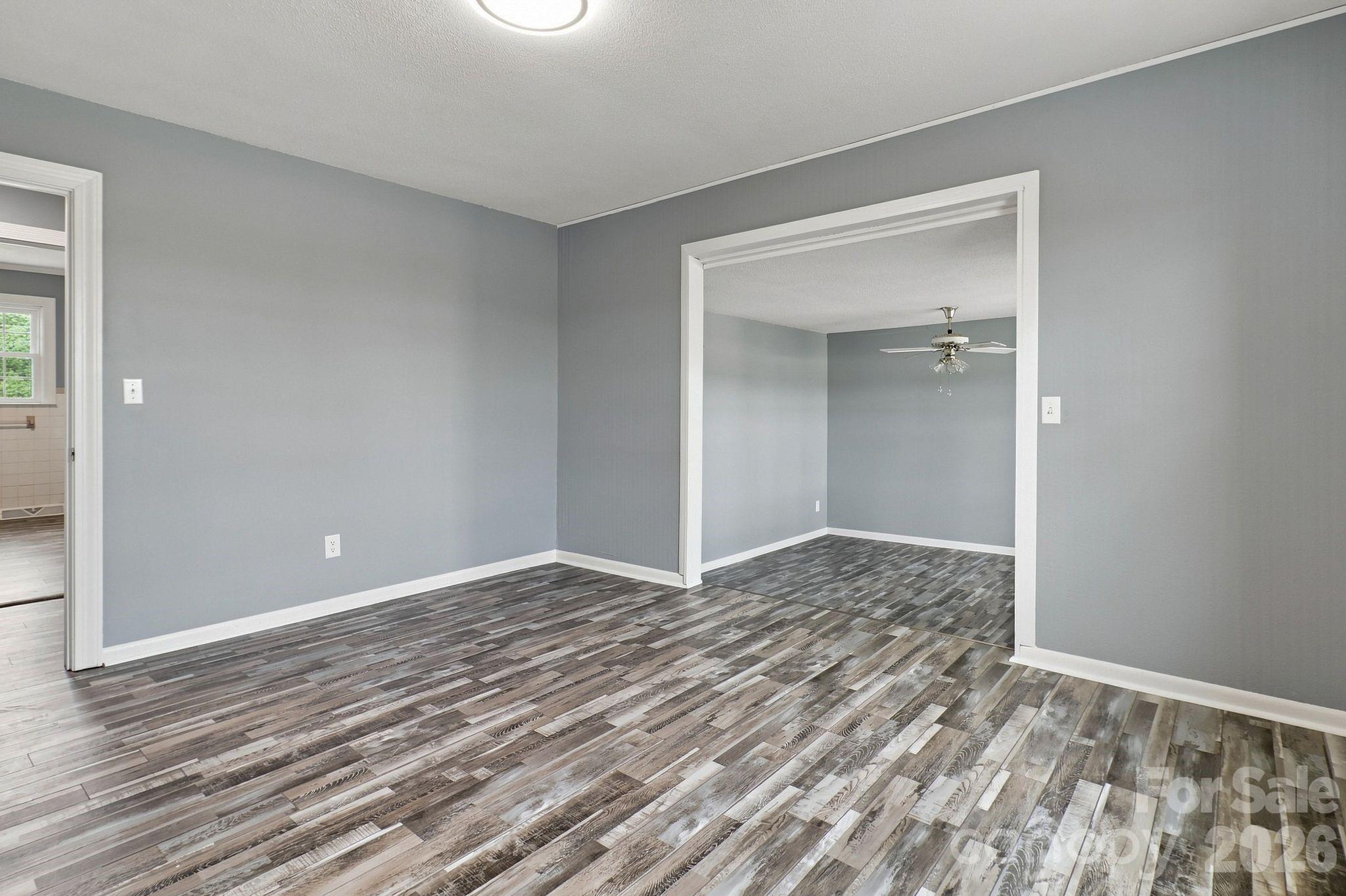 1664 Chase High Road — Forest City