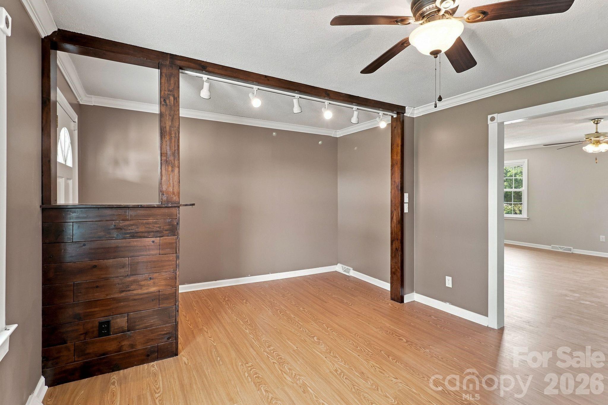 1664 Chase High Road — Forest City