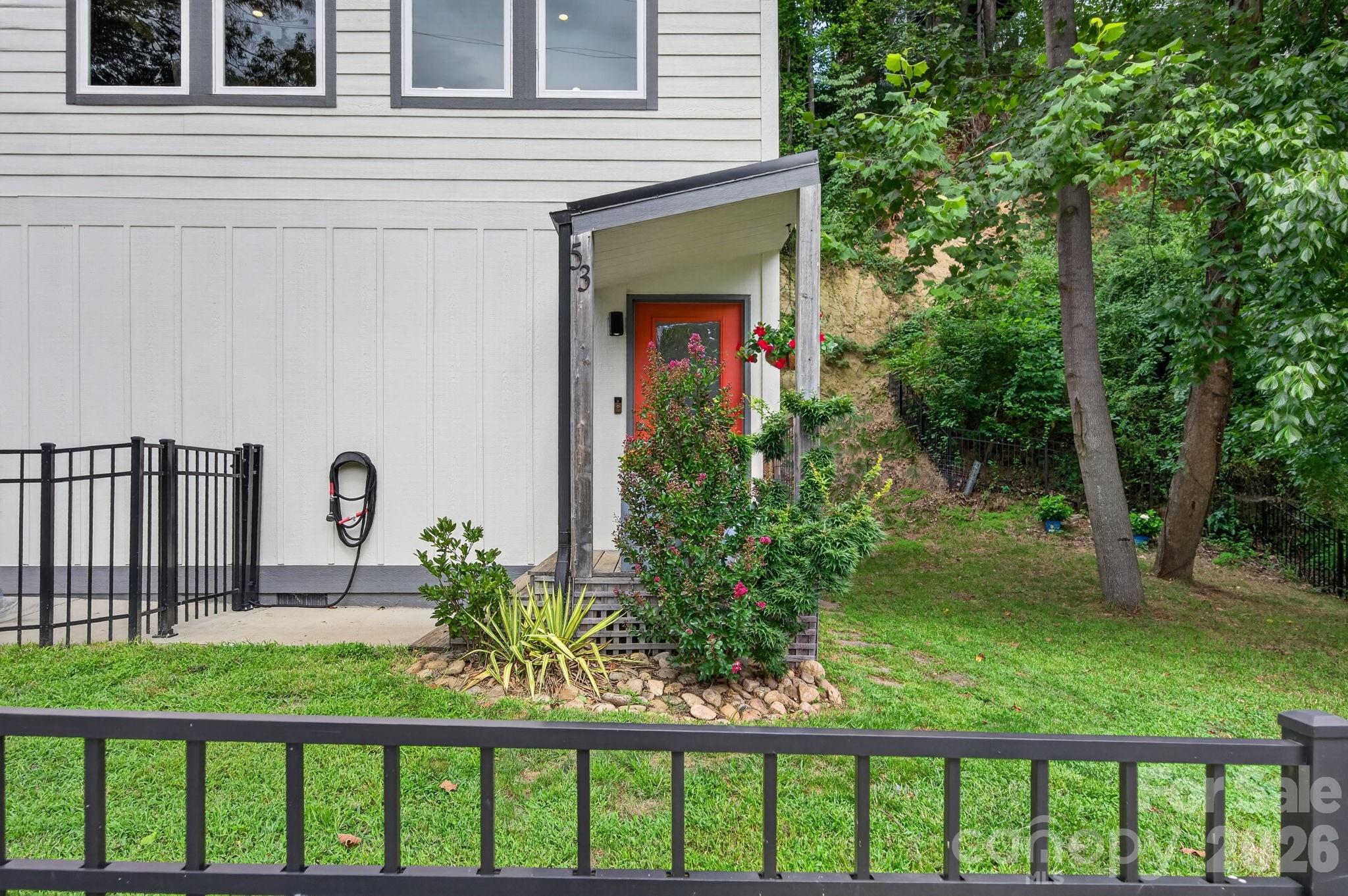 53 Waynesville Avenue — Asheville