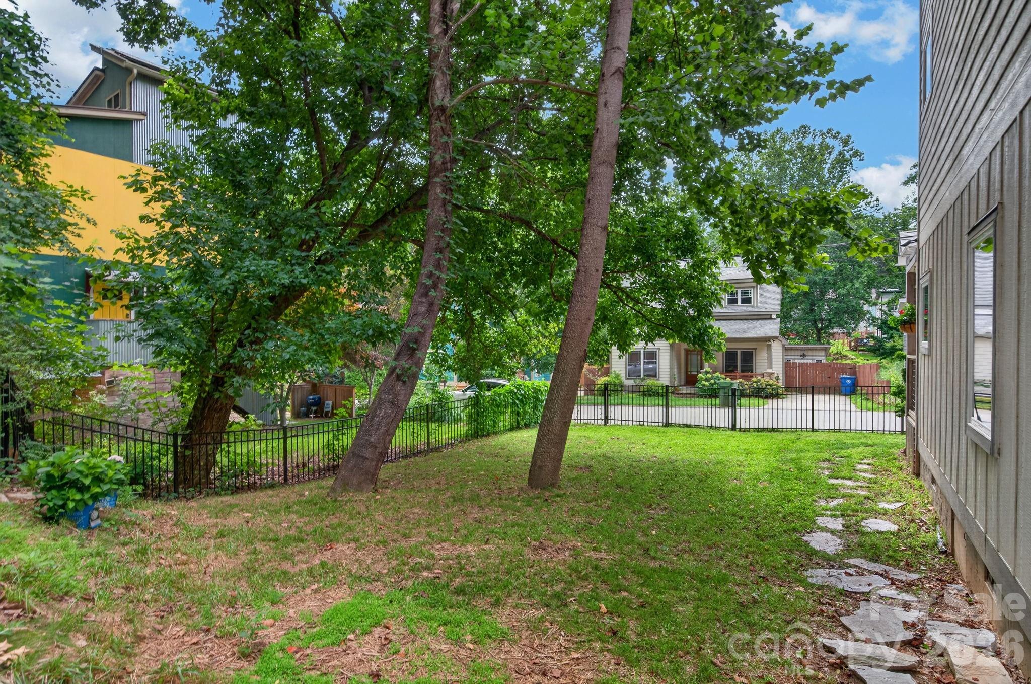53 Waynesville Avenue — Asheville