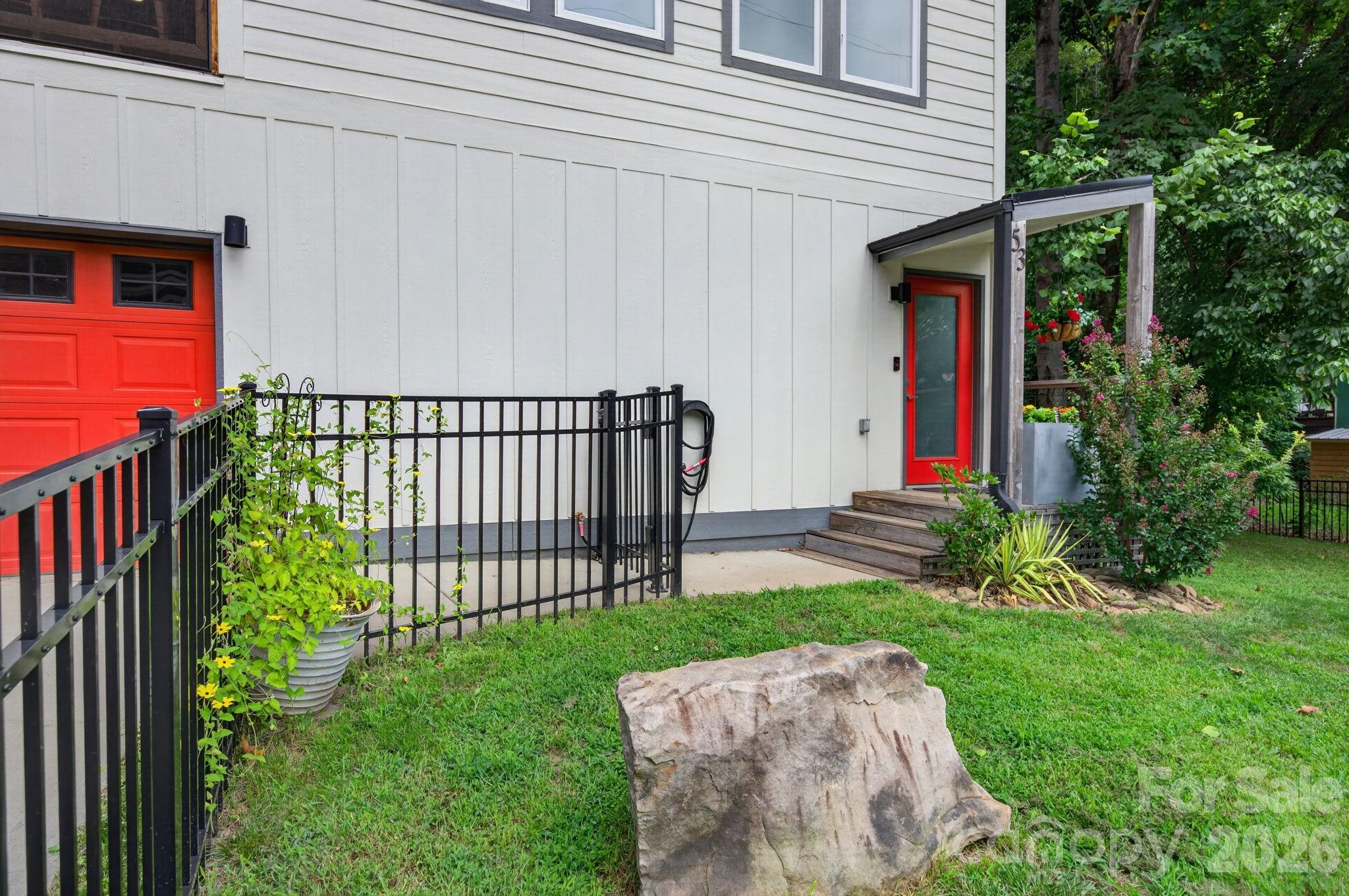 53 Waynesville Avenue — Asheville