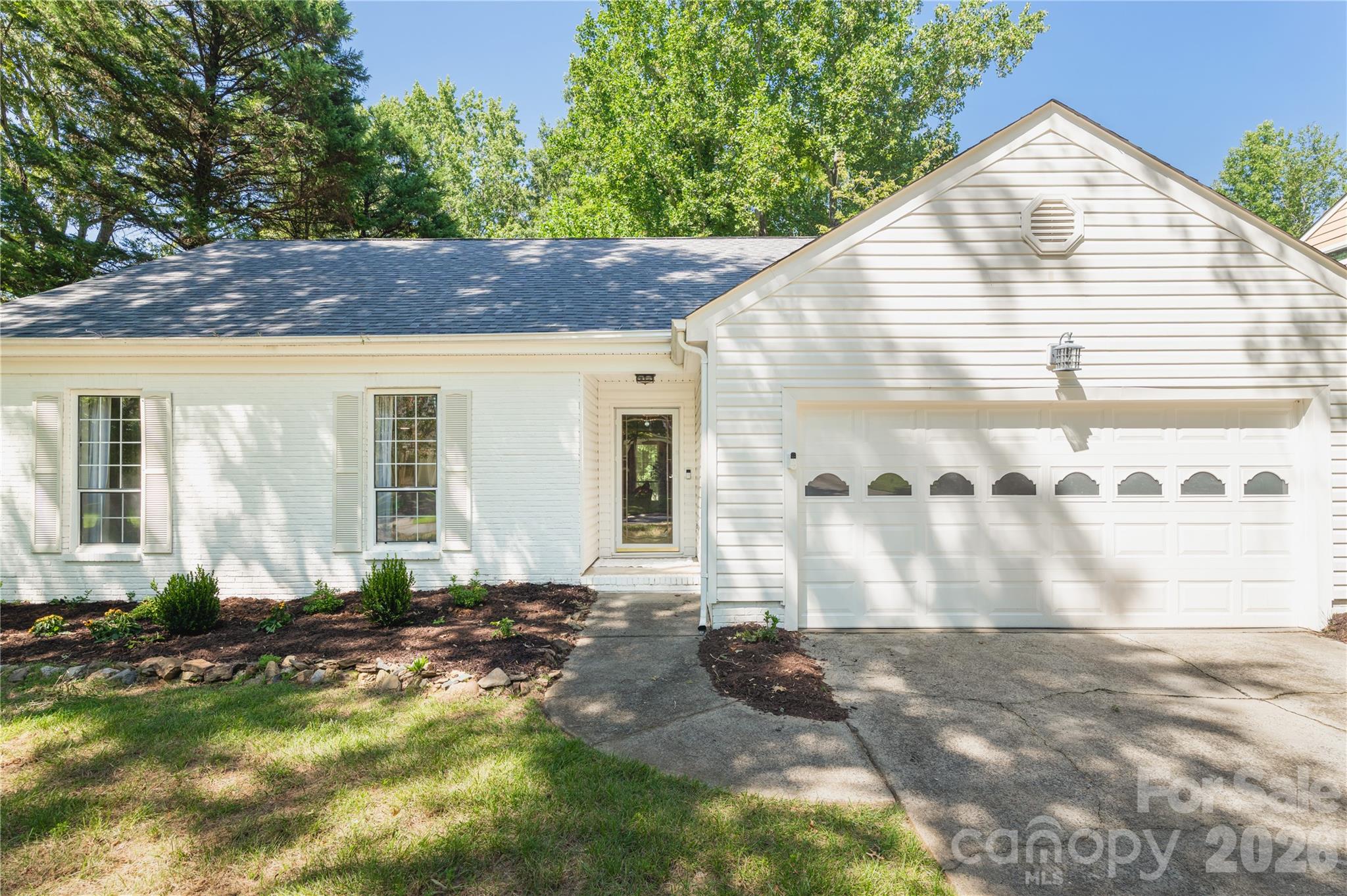 8805 Golf Ridge Drive — Charlotte