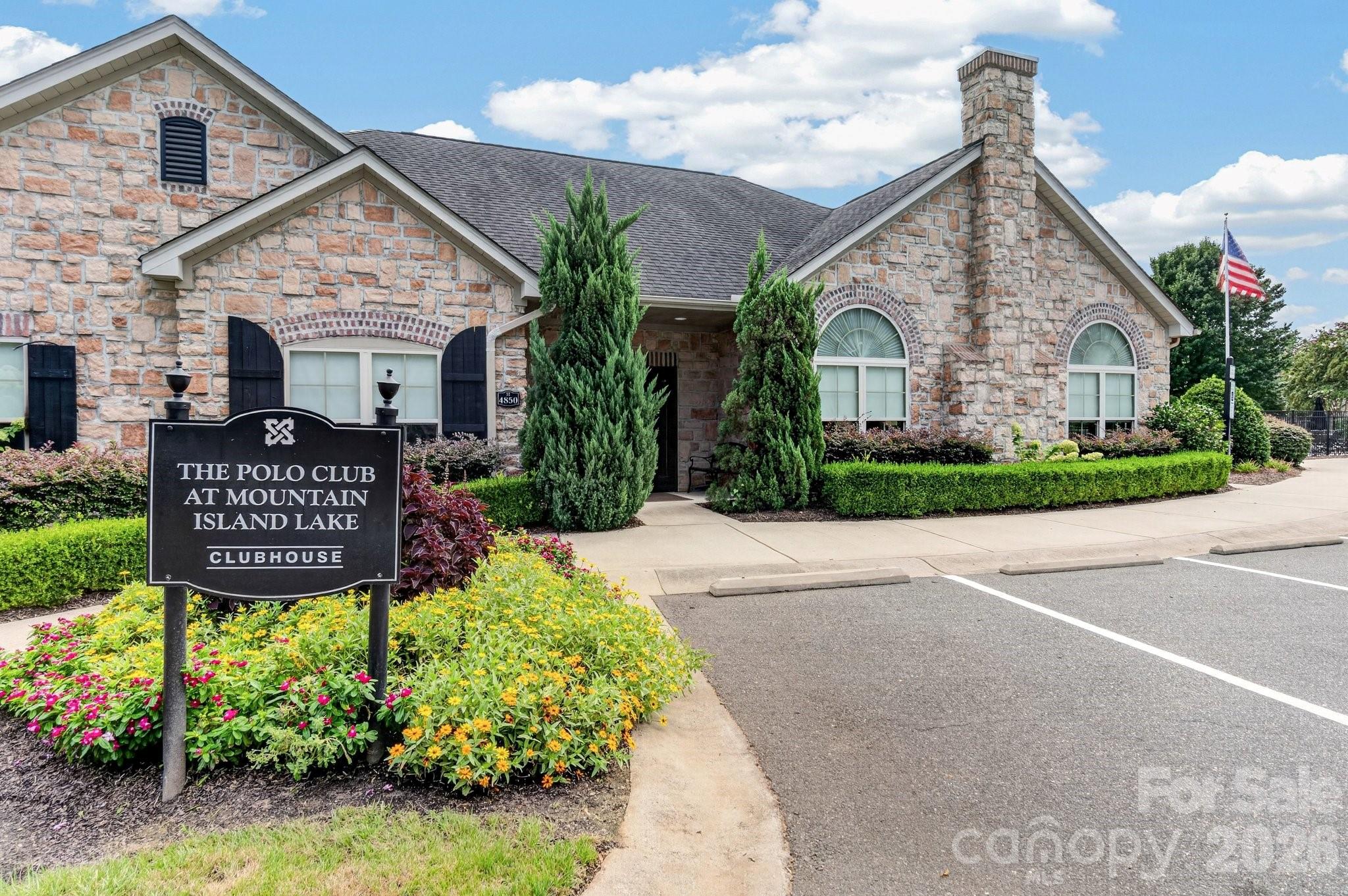 4745 Polo Gate Boulevard — Charlotte