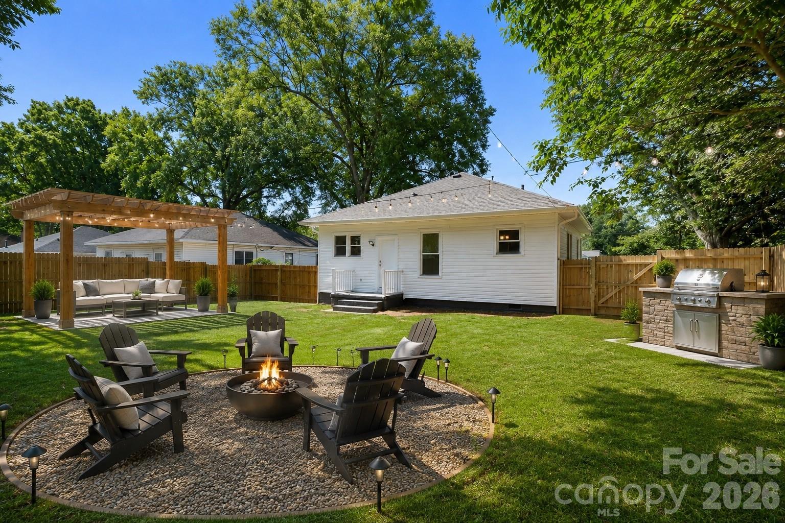 104 1st Avenue — China Grove