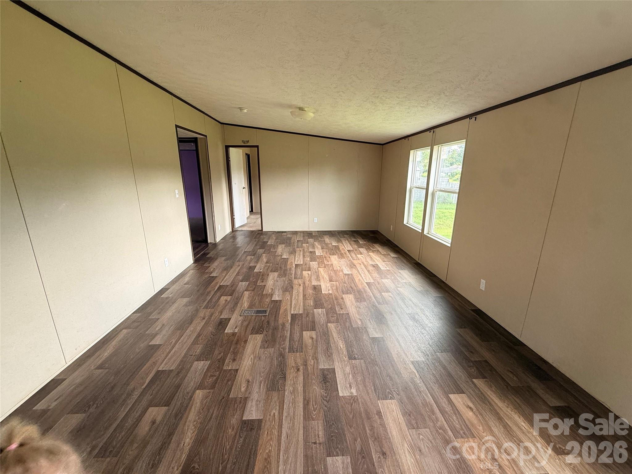 37 Mossy Brook Trail — Hendersonville