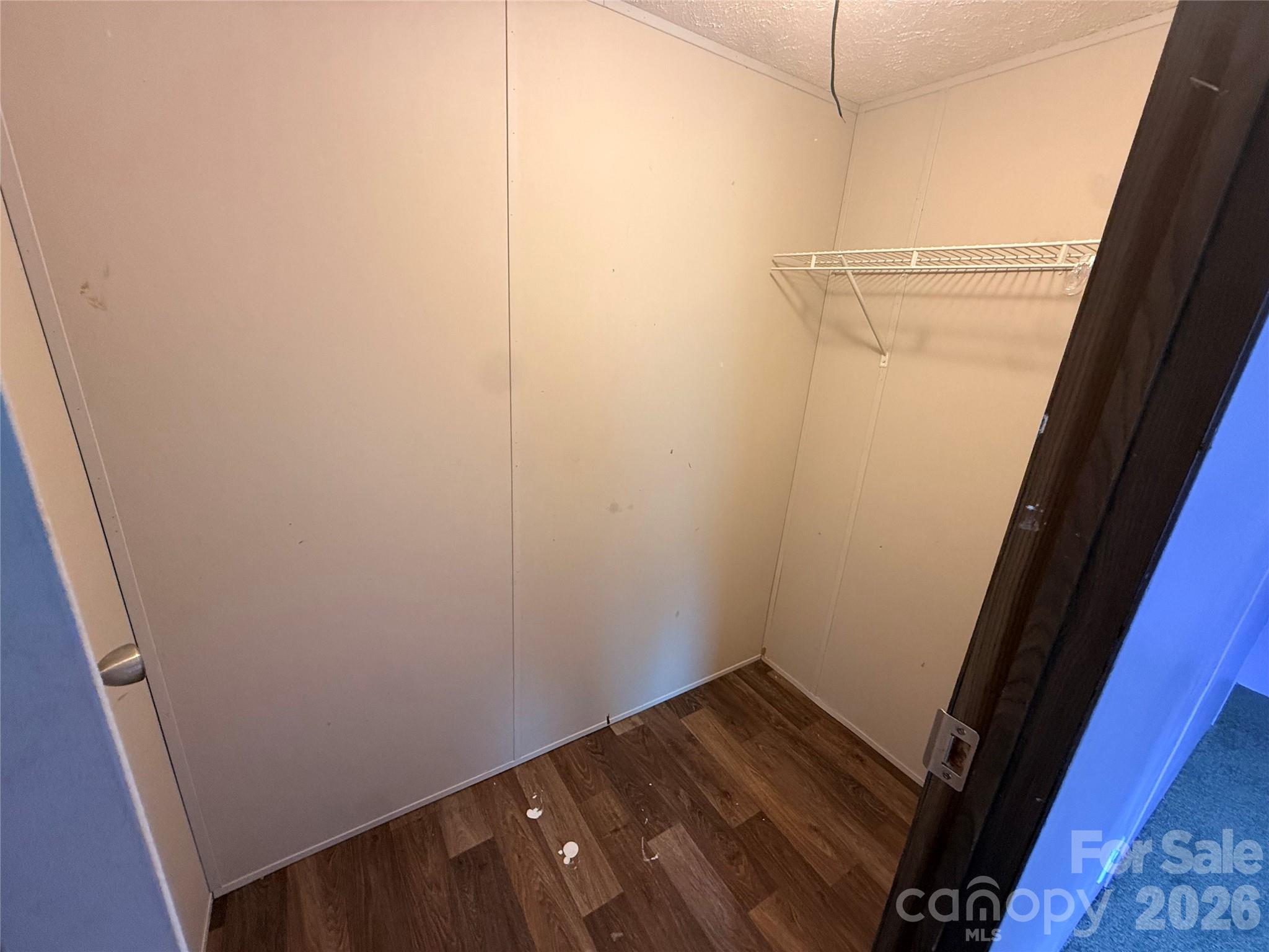 37 Mossy Brook Trail — Hendersonville