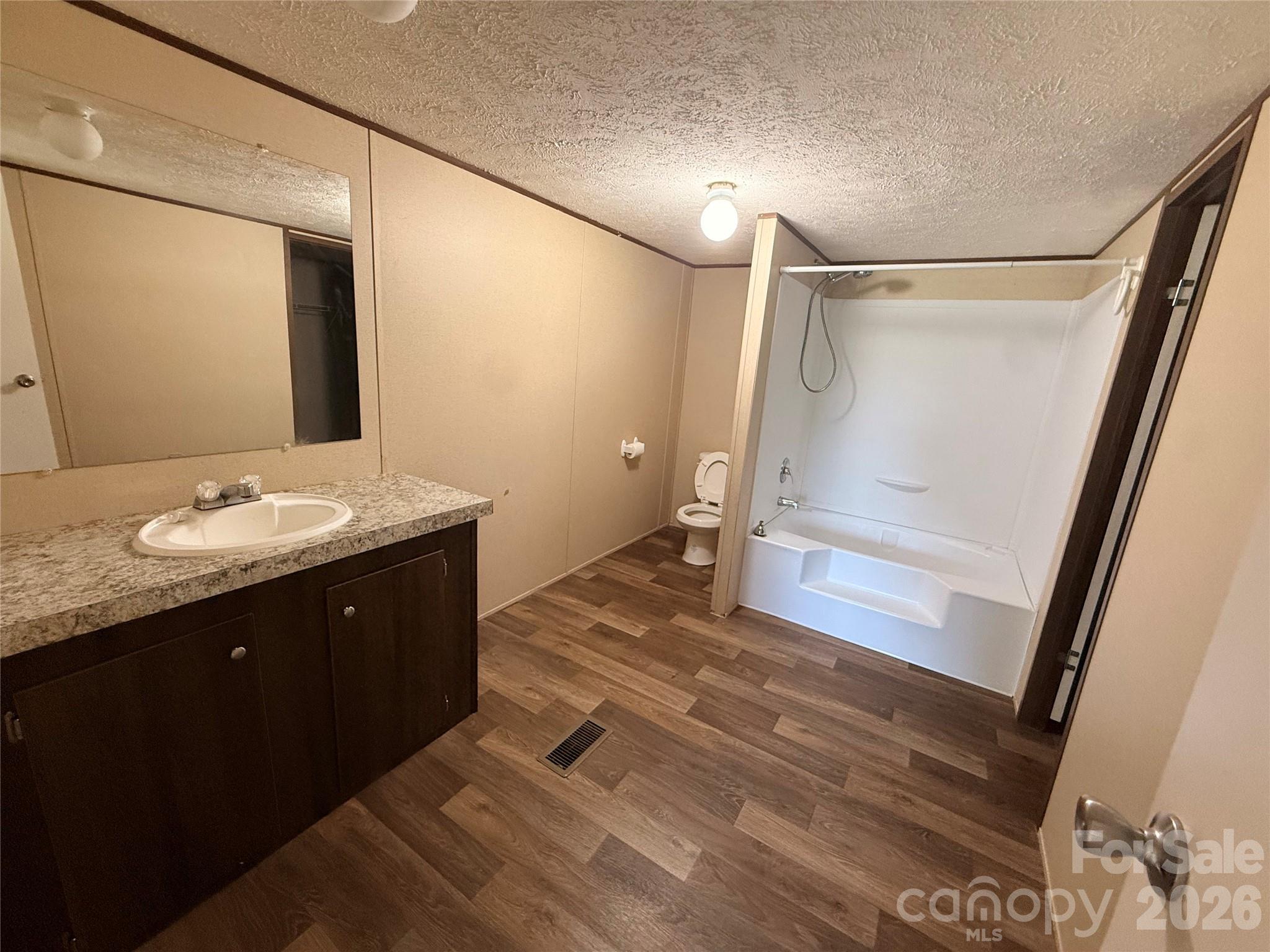 37 Mossy Brook Trail — Hendersonville