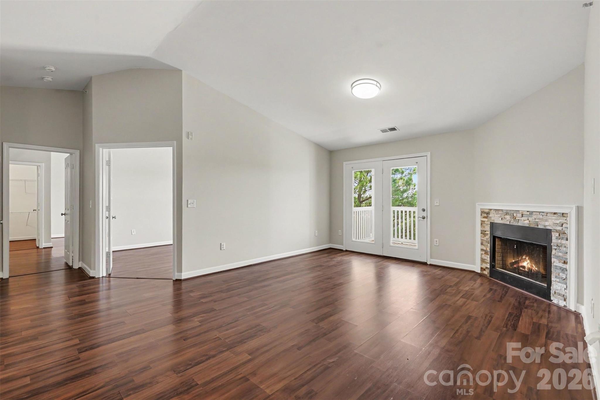 11286 Hyde Pointe Court — Charlotte