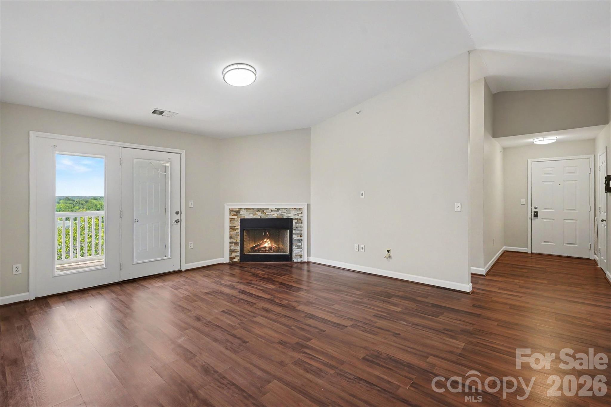 11286 Hyde Pointe Court — Charlotte
