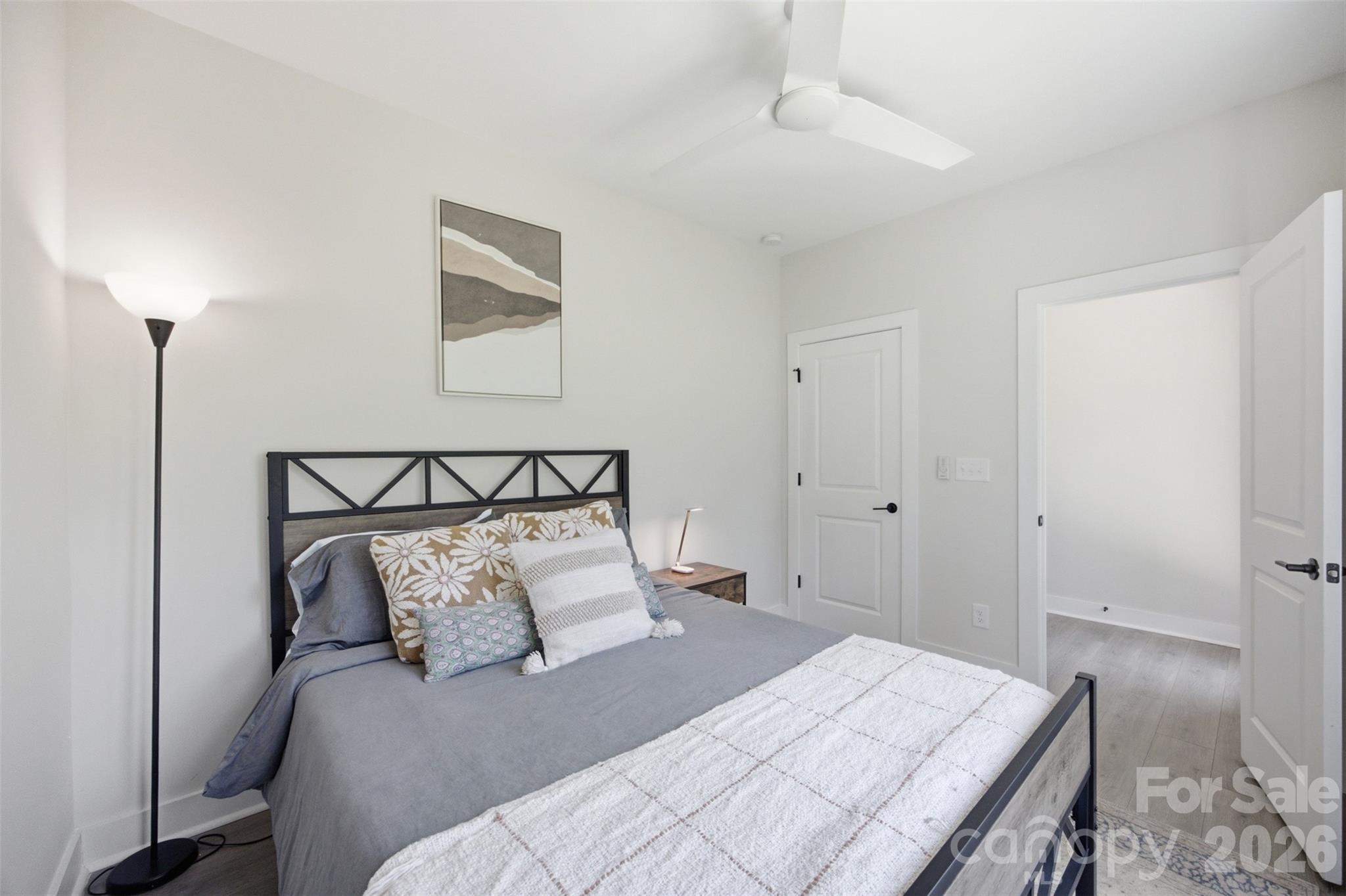 509 Strong Avenue — Charlotte