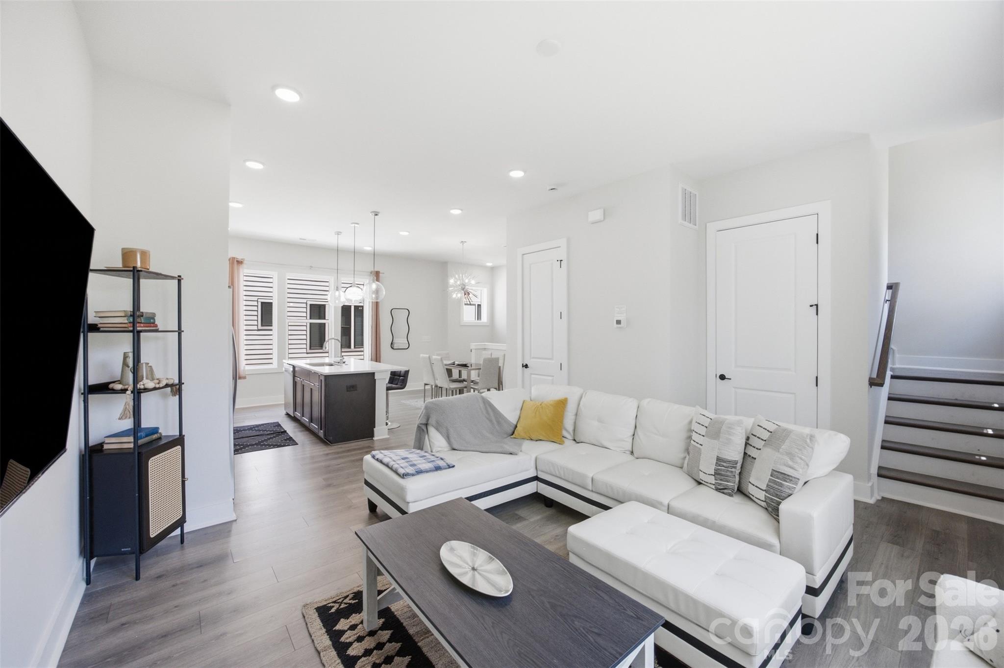 509 Strong Avenue — Charlotte