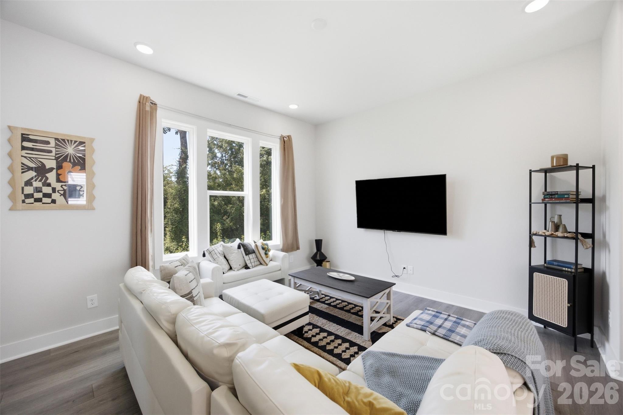 509 Strong Avenue — Charlotte