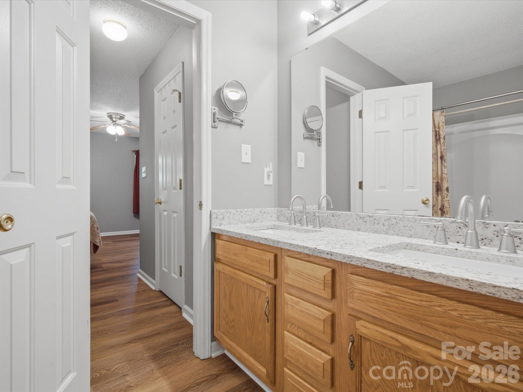 155 S Grandview Road — Clover