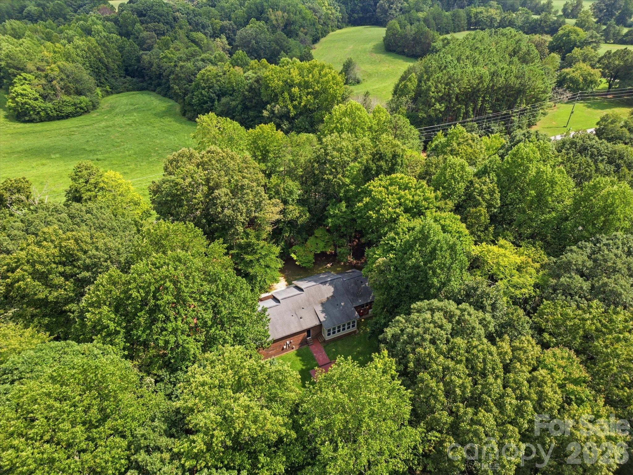 155 S Grandview Road — Clover