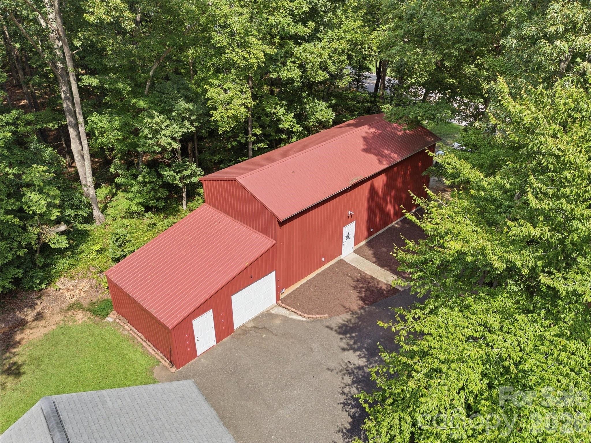 155 S Grandview Road — Clover