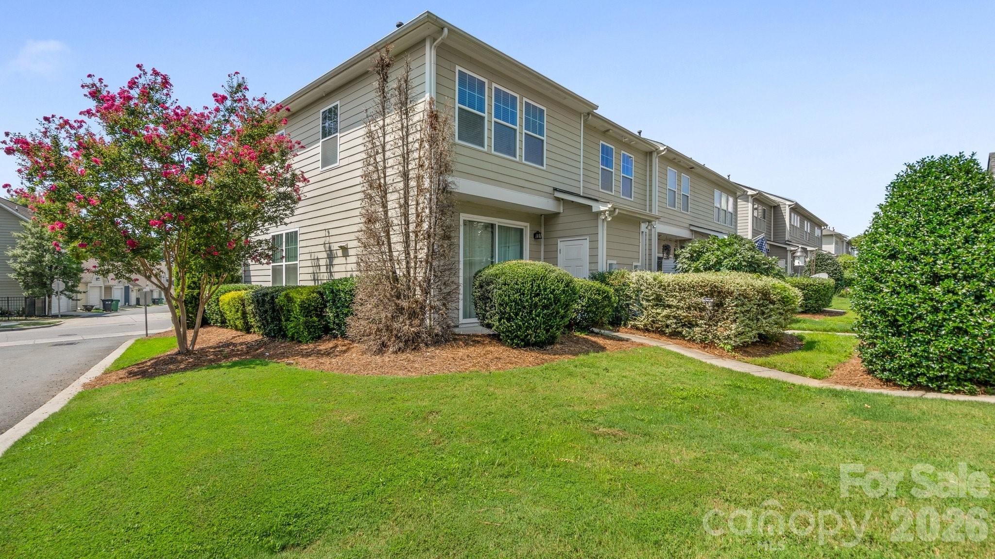 3134 Bending Birch Place — Charlotte