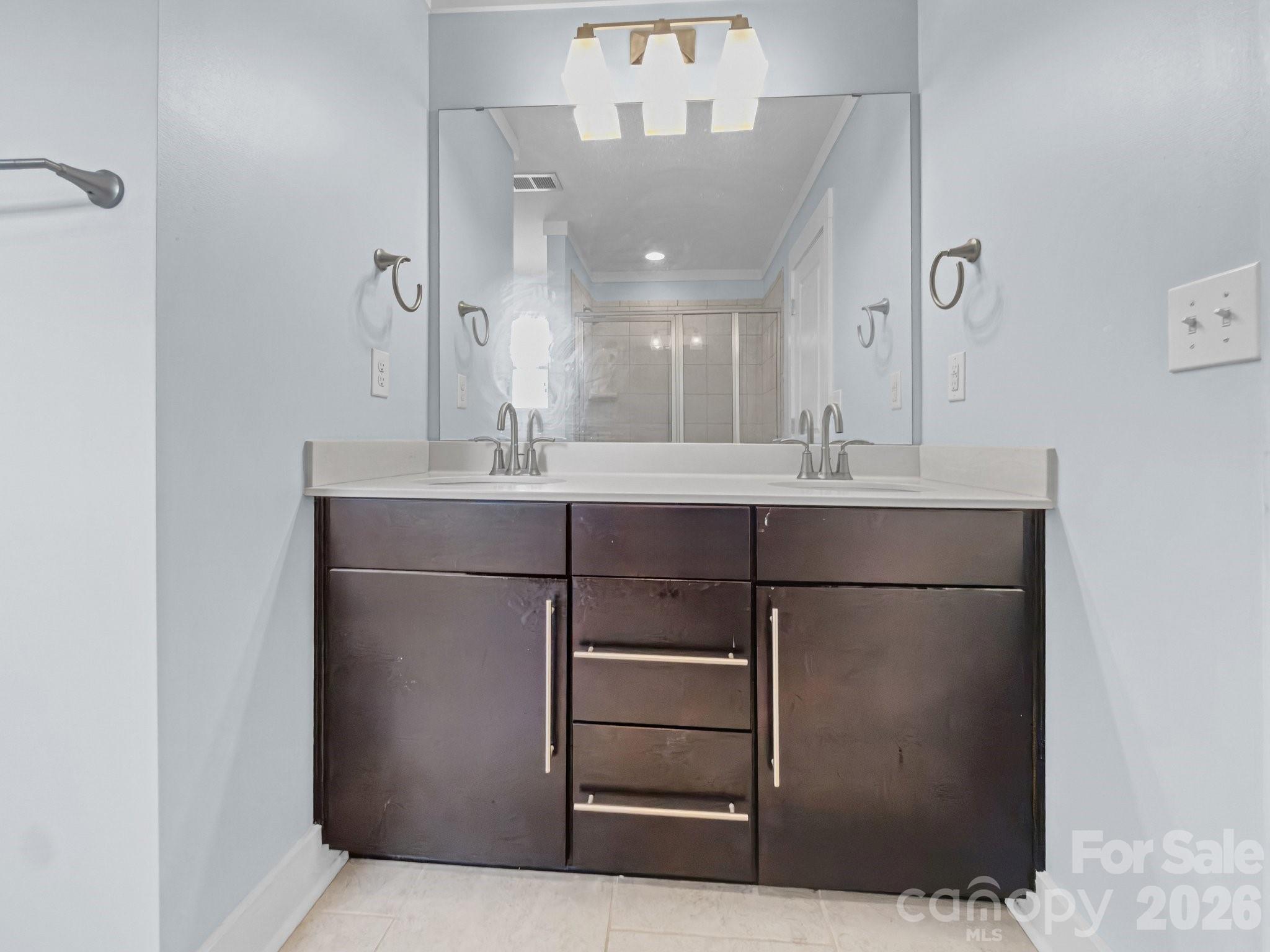 3134 Bending Birch Place — Charlotte