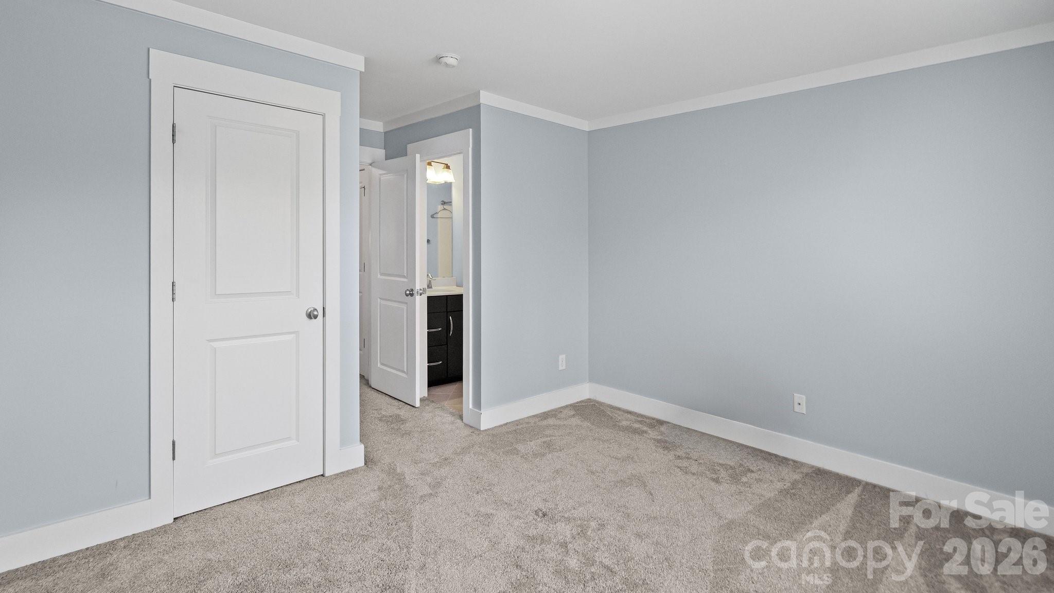 3134 Bending Birch Place — Charlotte