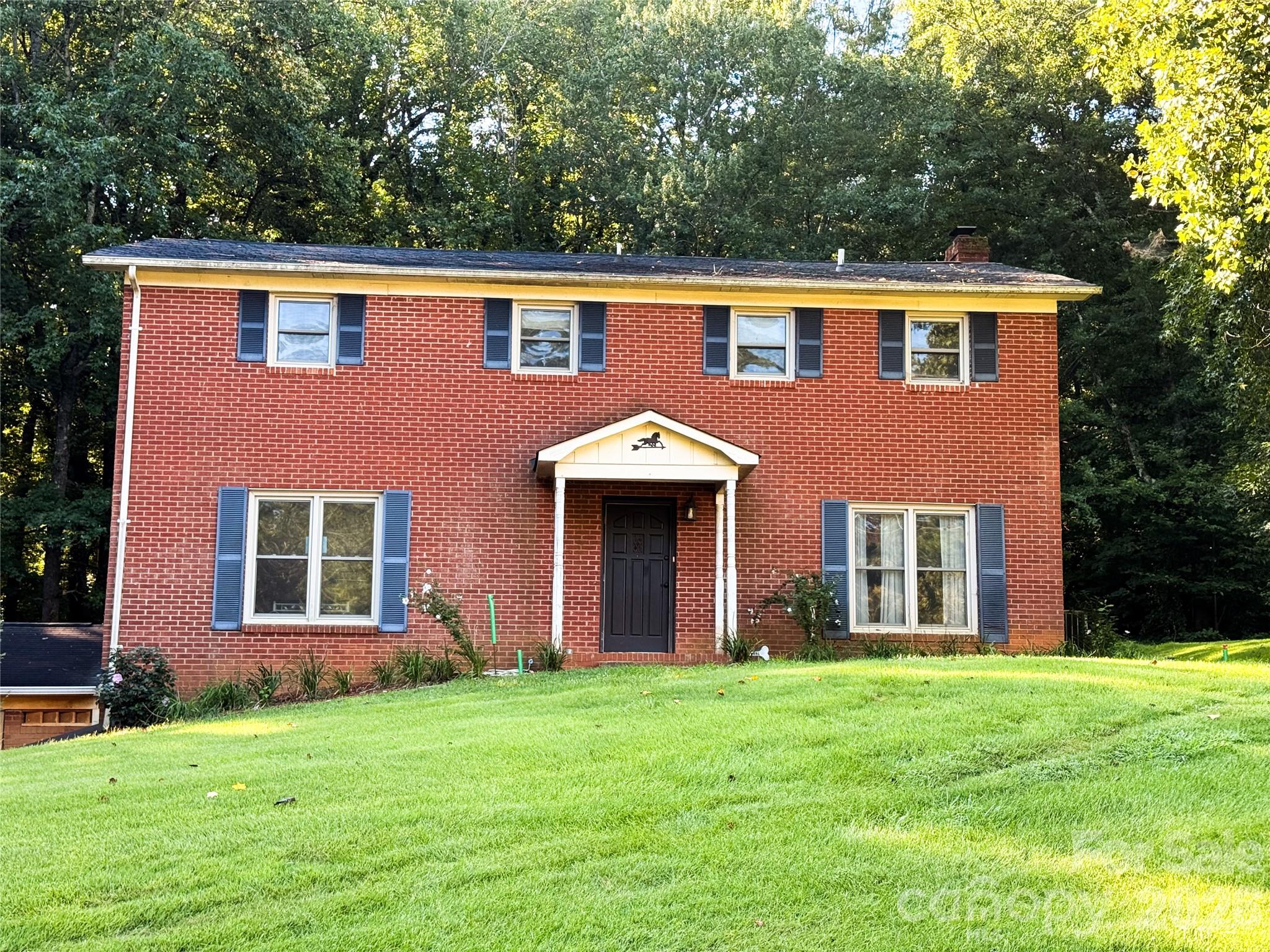 301 Starmount Drive — Statesville