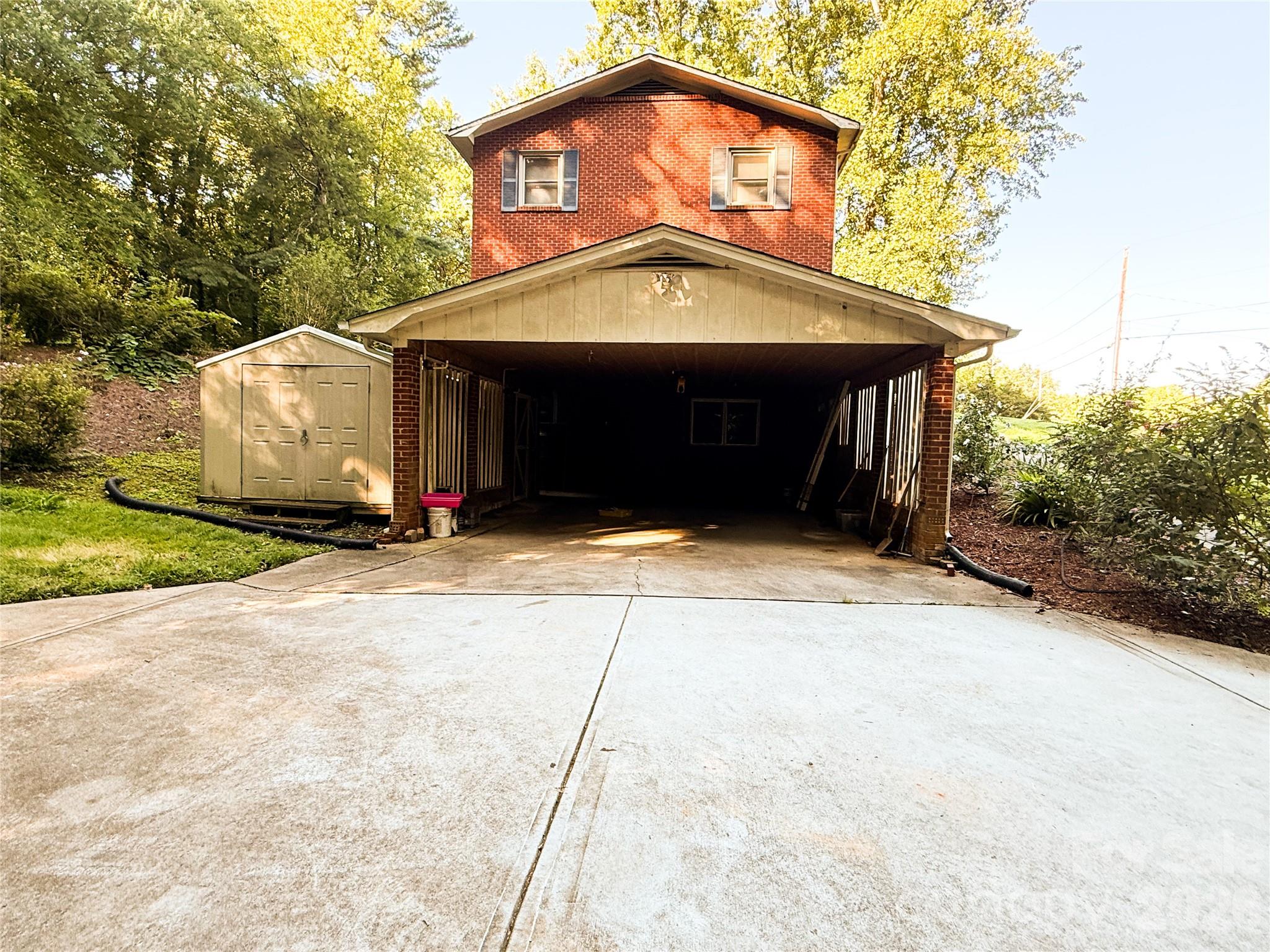 301 Starmount Drive — Statesville