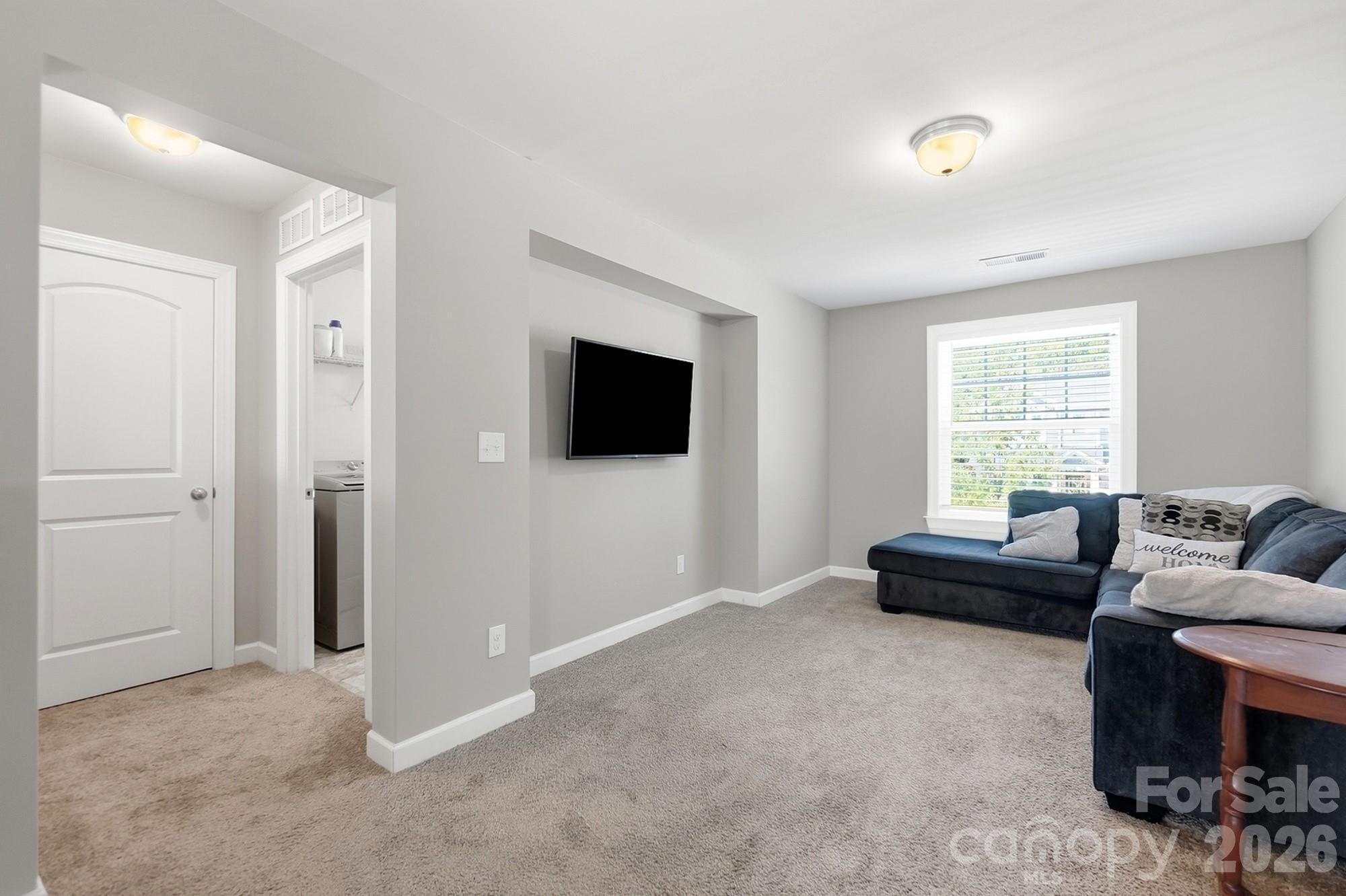 10125 Castlebrooke Drive — Concord