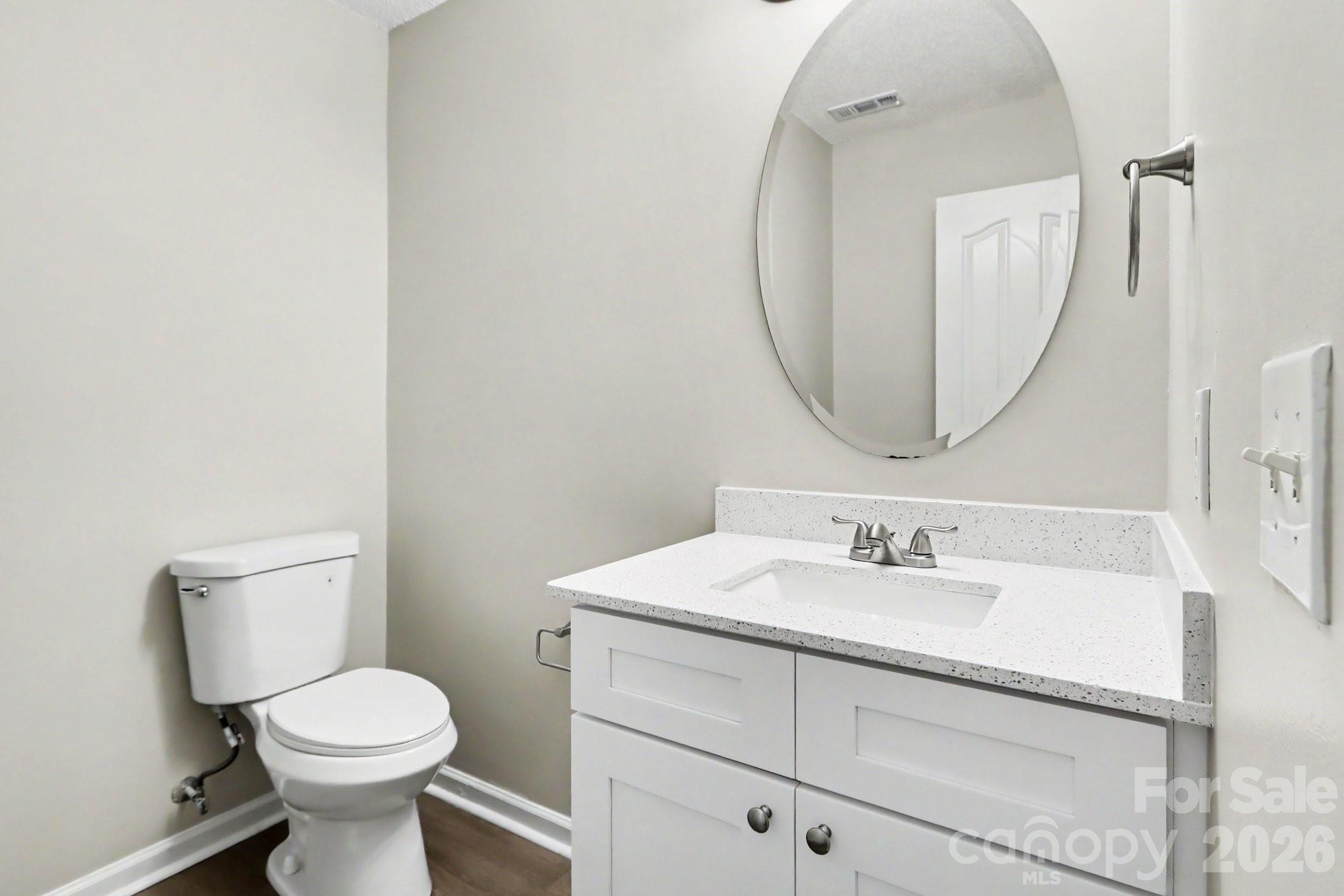 4022 Houldsworth Drive — Charlotte