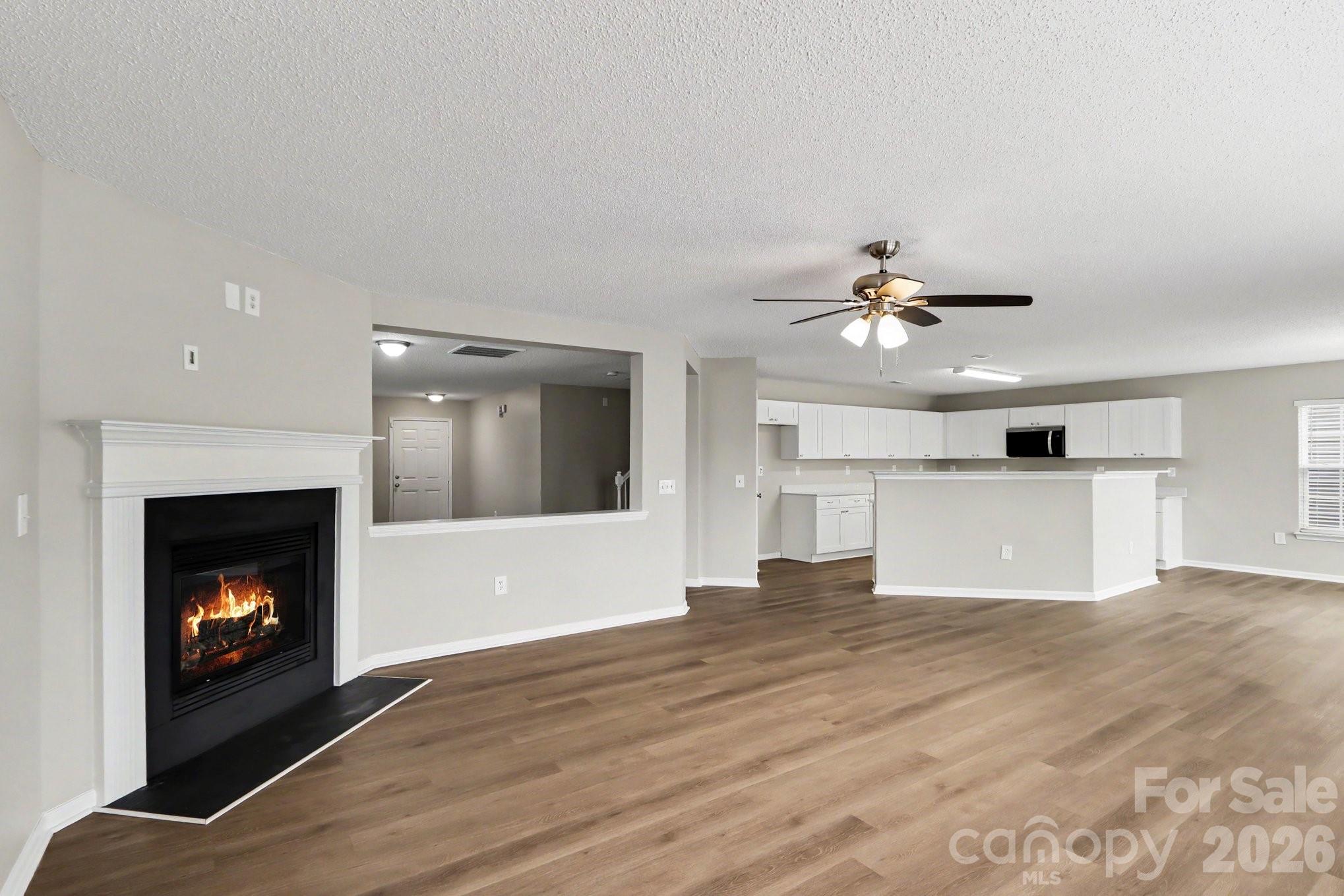 4022 Houldsworth Drive — Charlotte