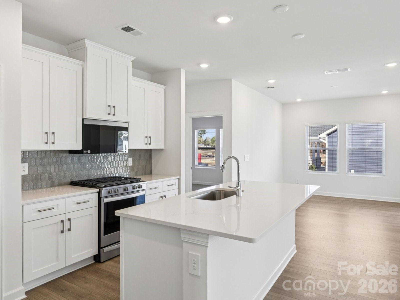 337 Hilsaw Lane — York