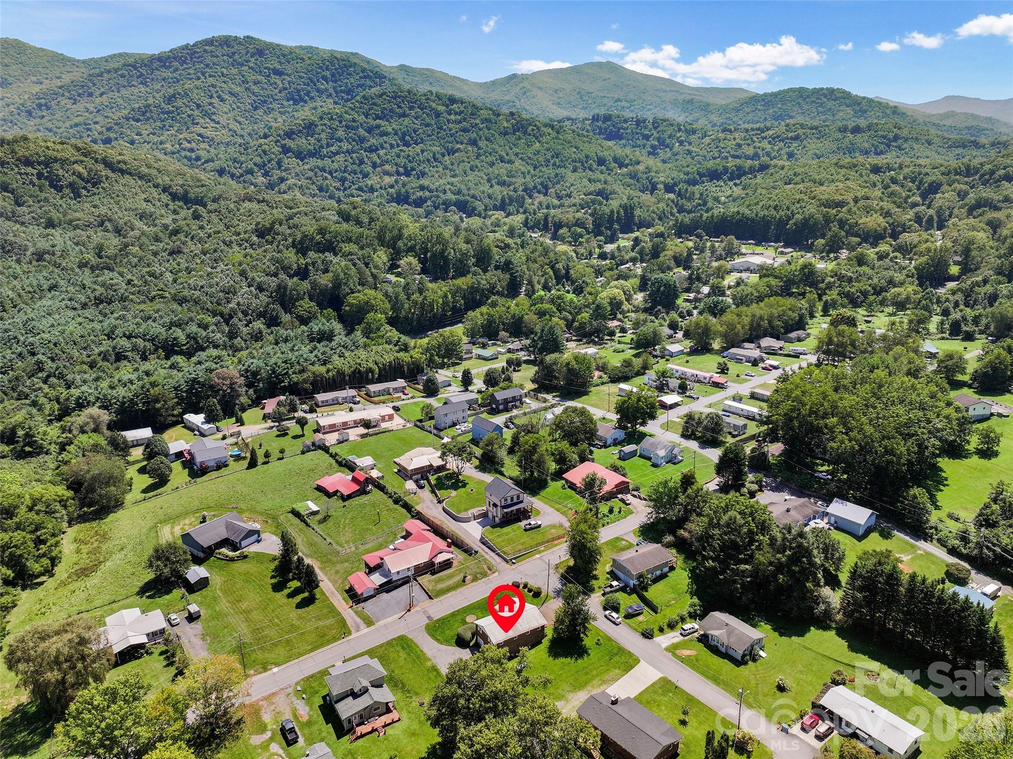 354 Oakdale Road — Waynesville
