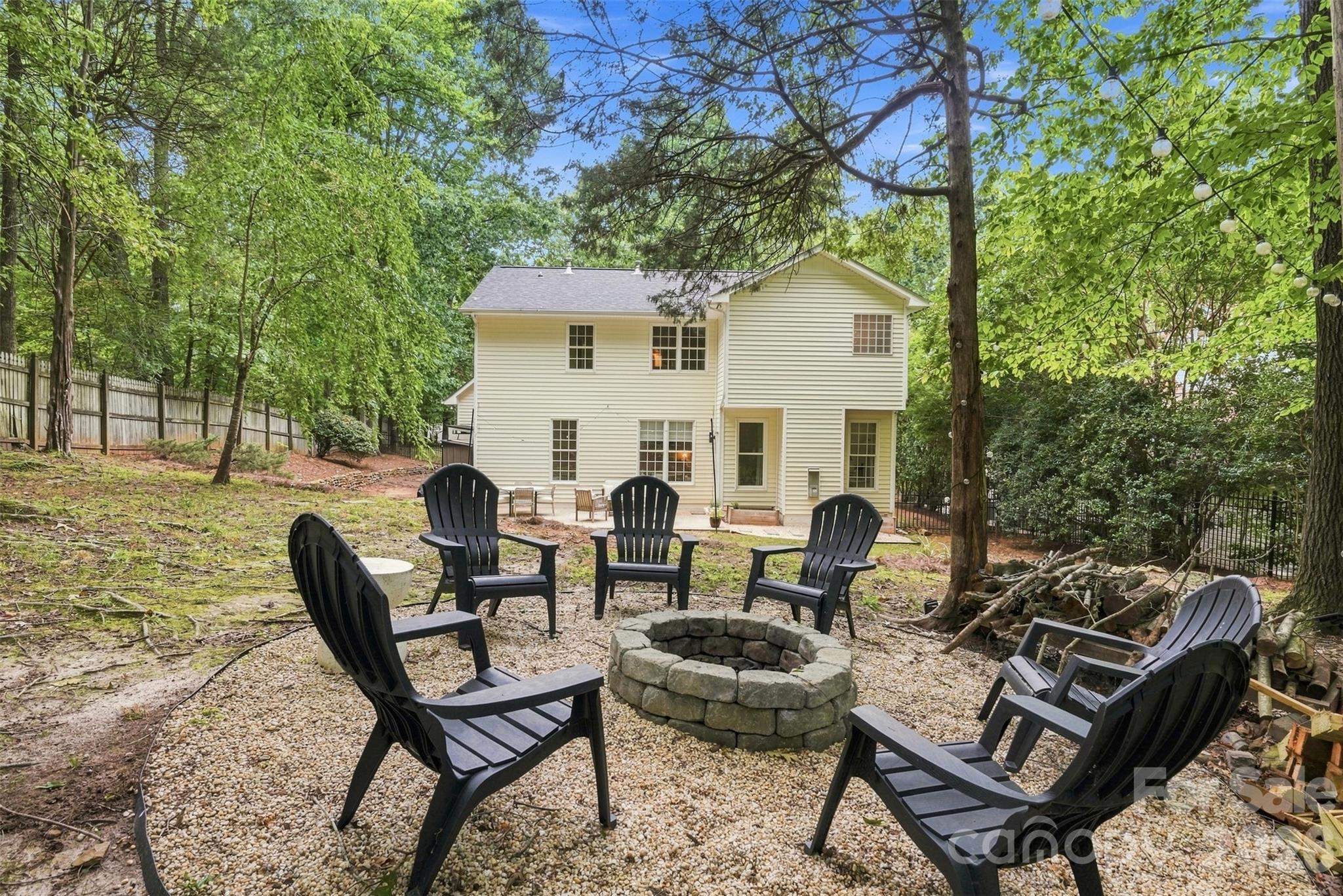 9434 Valley Road — Charlotte