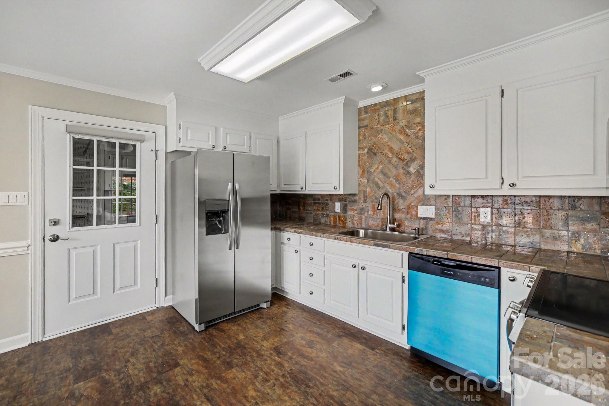 1912 Wexford Court — Gastonia