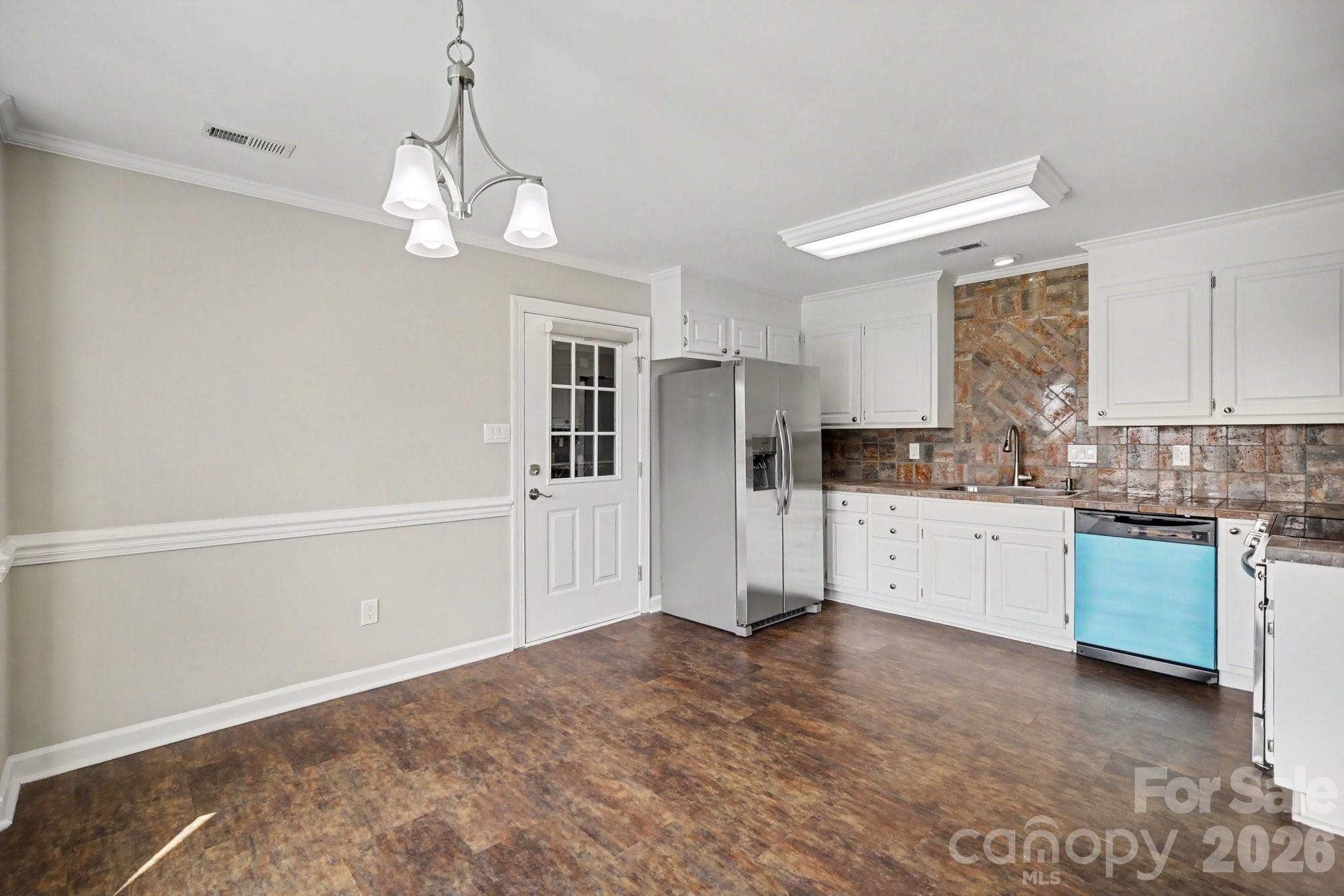 1912 Wexford Court — Gastonia