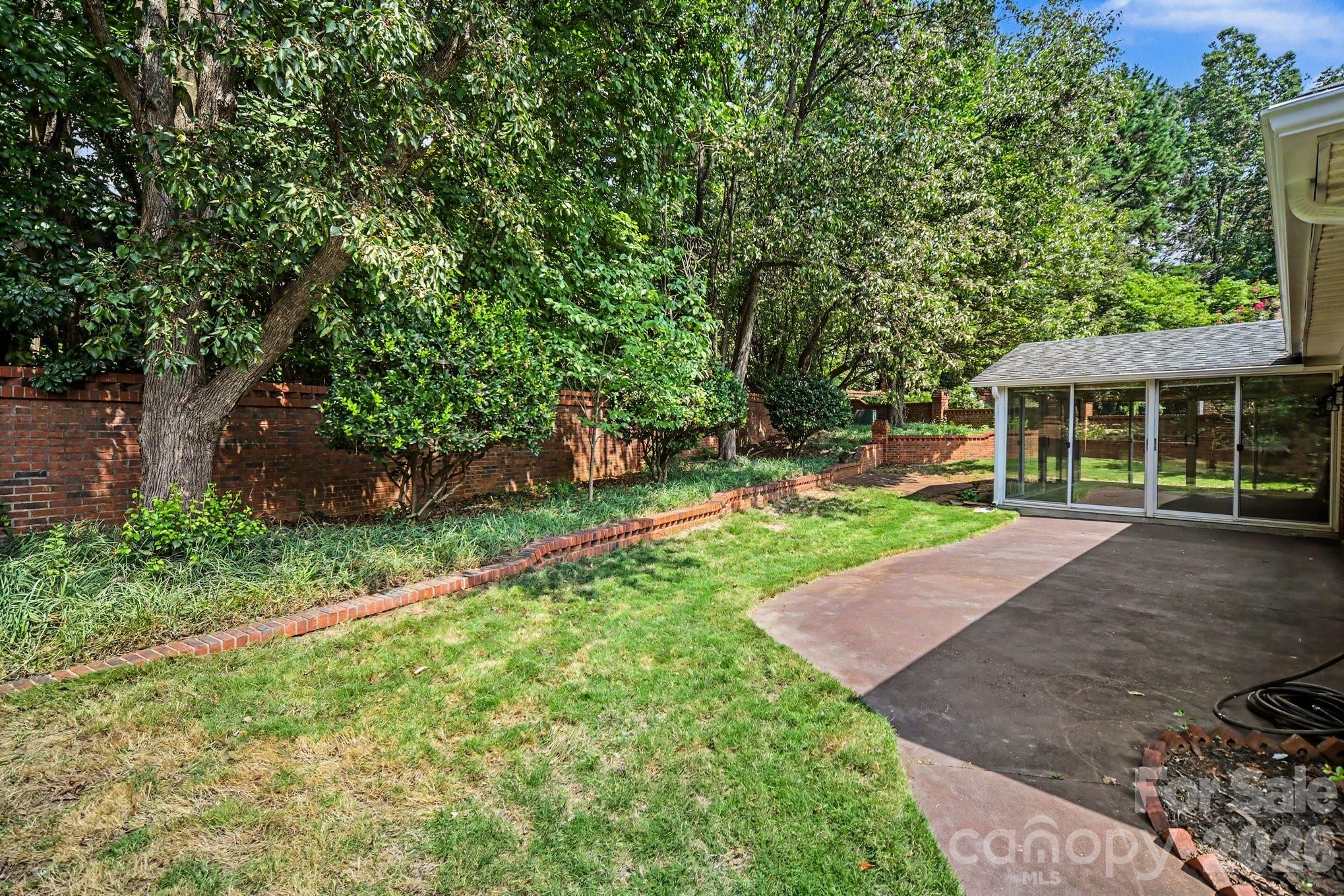 1912 Wexford Court — Gastonia