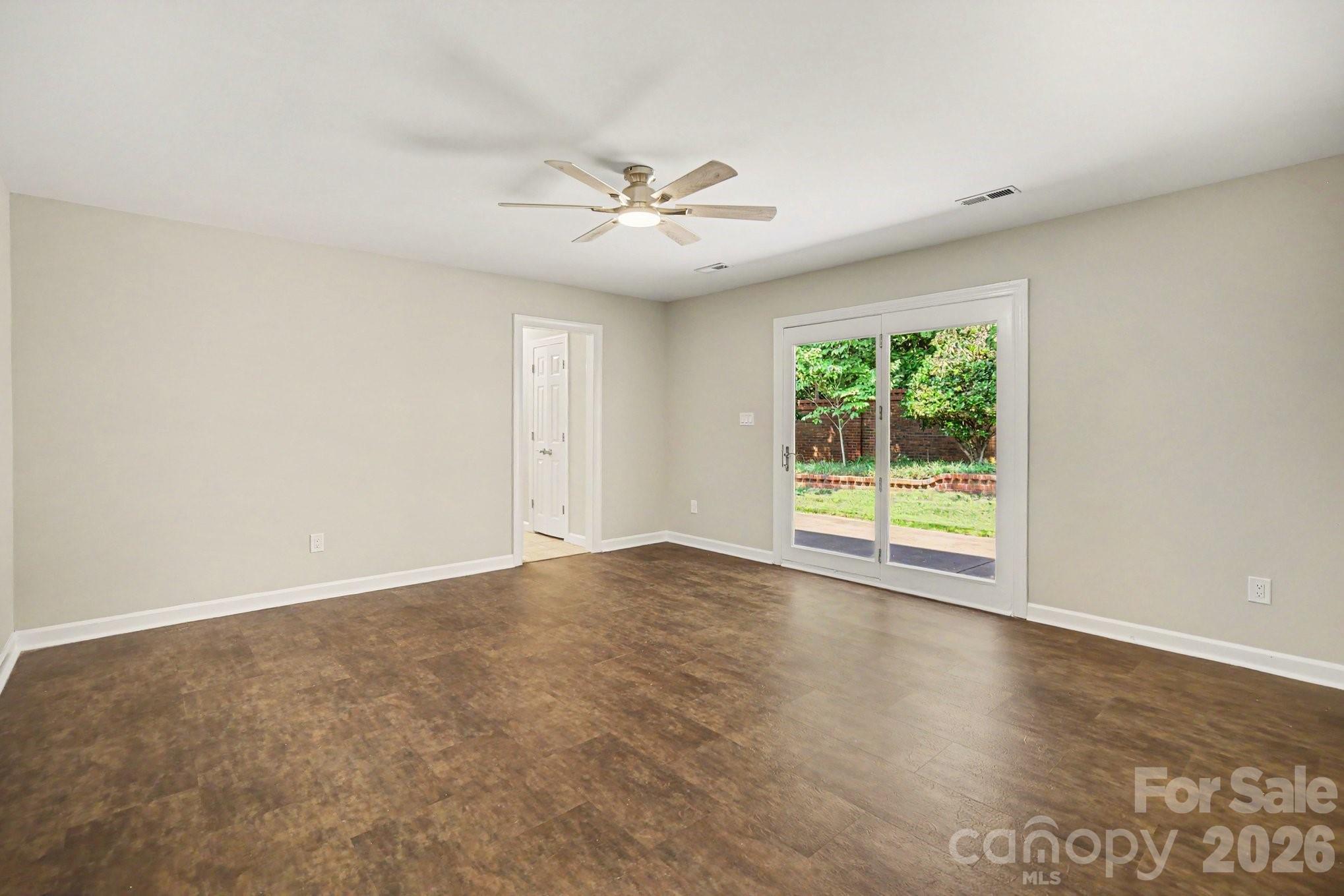 1912 Wexford Court — Gastonia