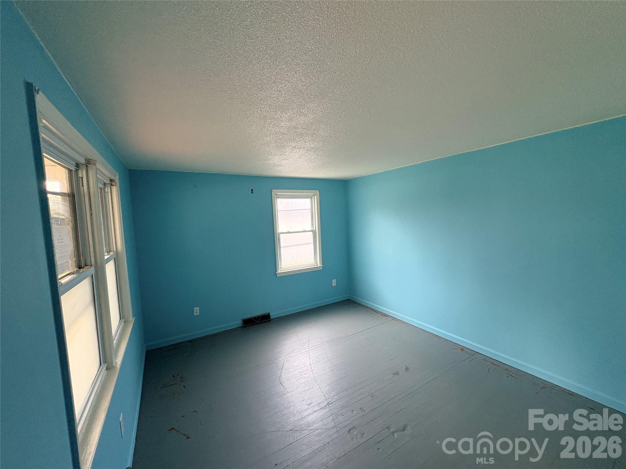 504 Brendale Drive — Chester
